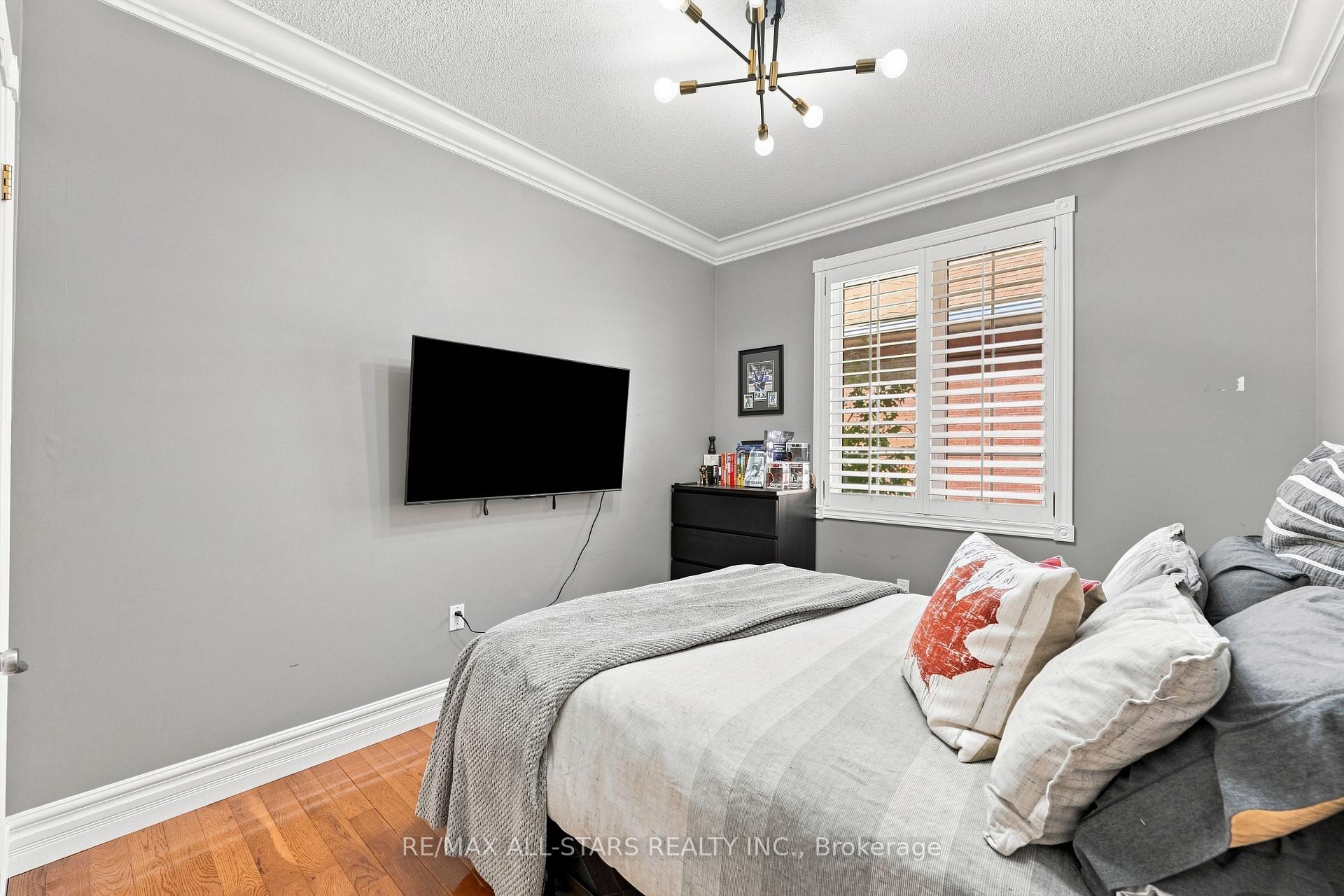 Photo 24 of 15 Ivygreen Road, Georgina, Historic Lakeshore Communities — HOMEH