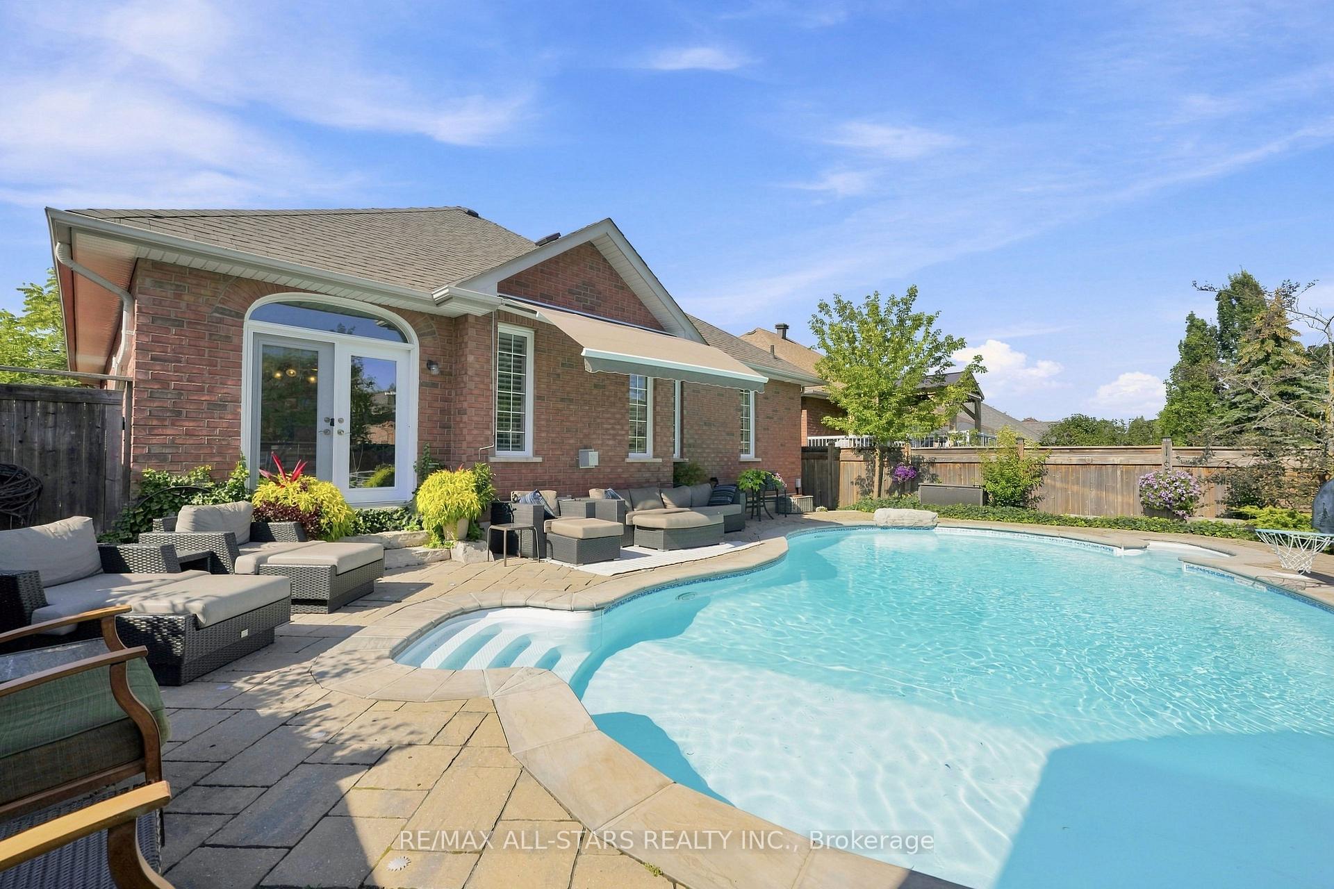 Photo 39 of 15 Ivygreen Road, Georgina, Historic Lakeshore Communities — HOMEH