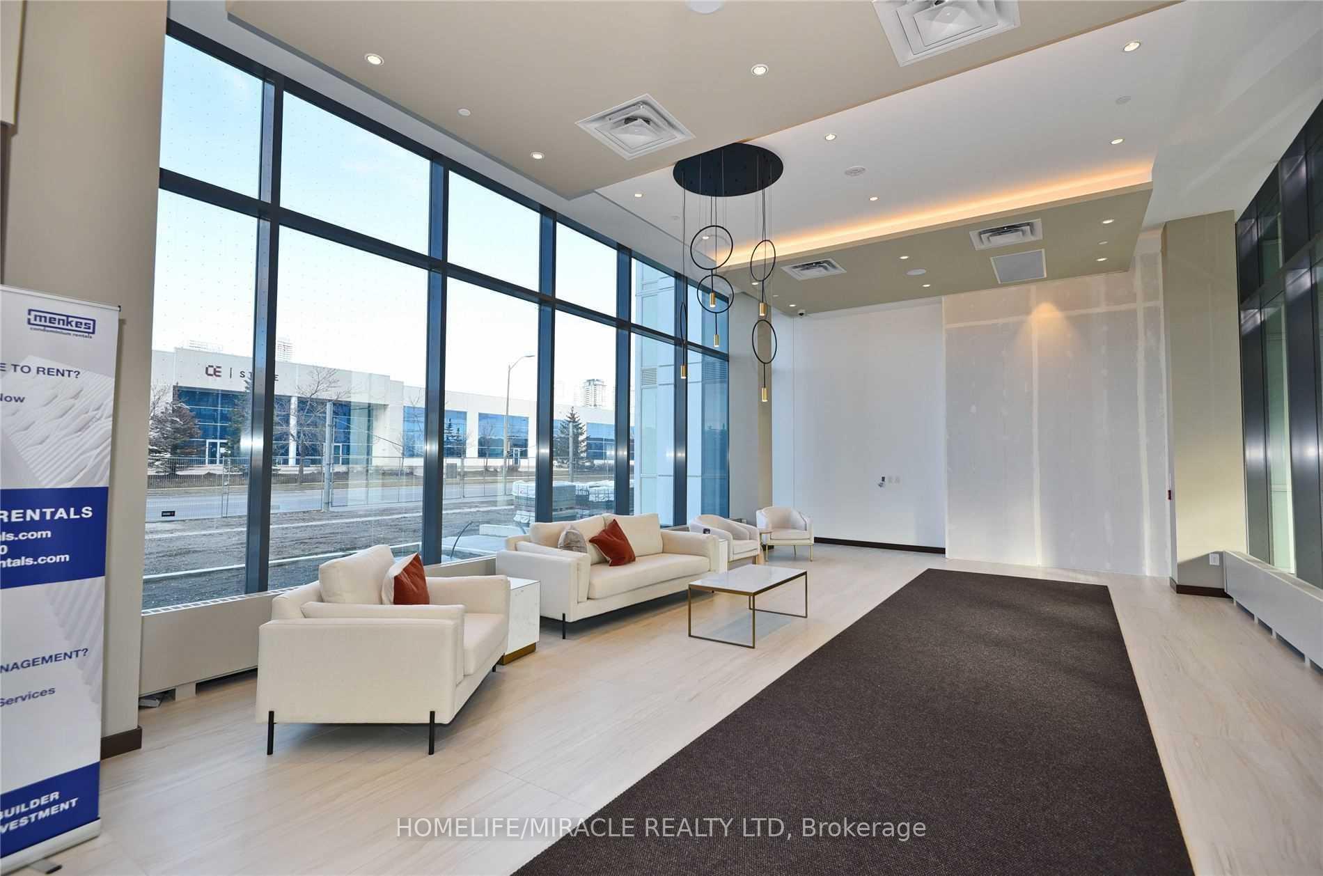 Photo 5 of Unit 1505, 10 Honeycrisp Crescent, Vaughan, Vaughan Corporate Centre — HOMEH