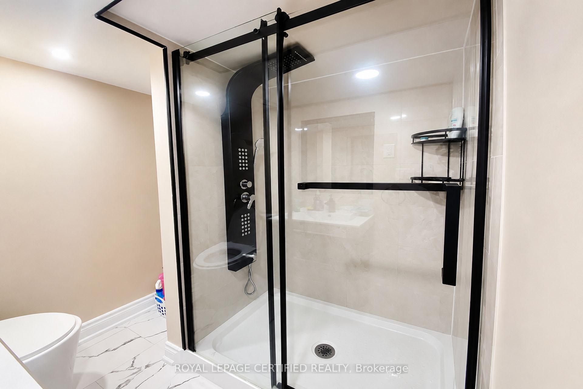 Photo 28 of 66 Hatton Court, Brampton, Credit Valley — HOMEH