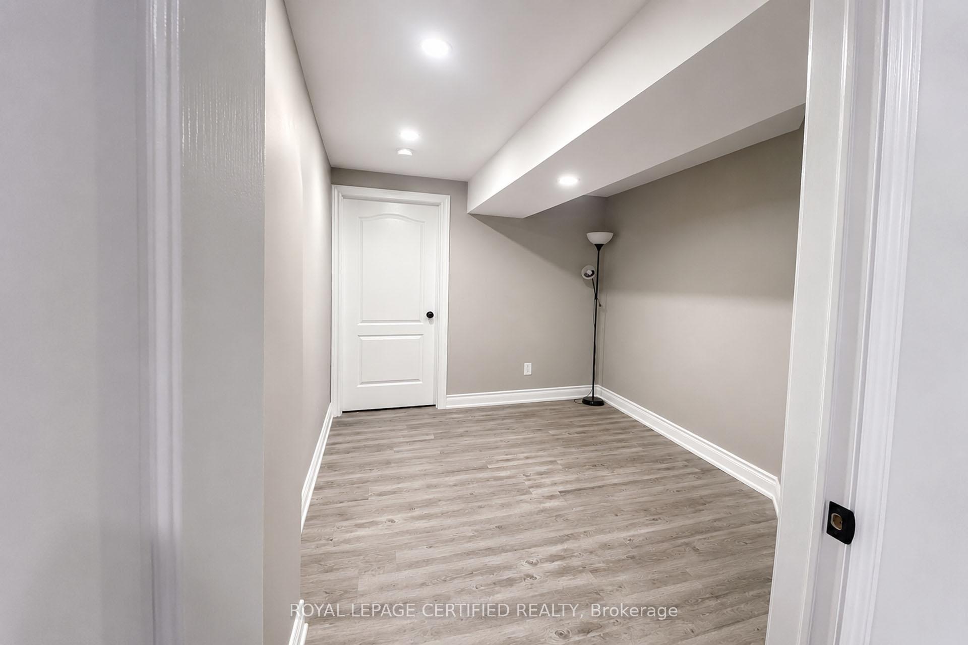 Photo 30 of 66 Hatton Court, Brampton, Credit Valley — HOMEH