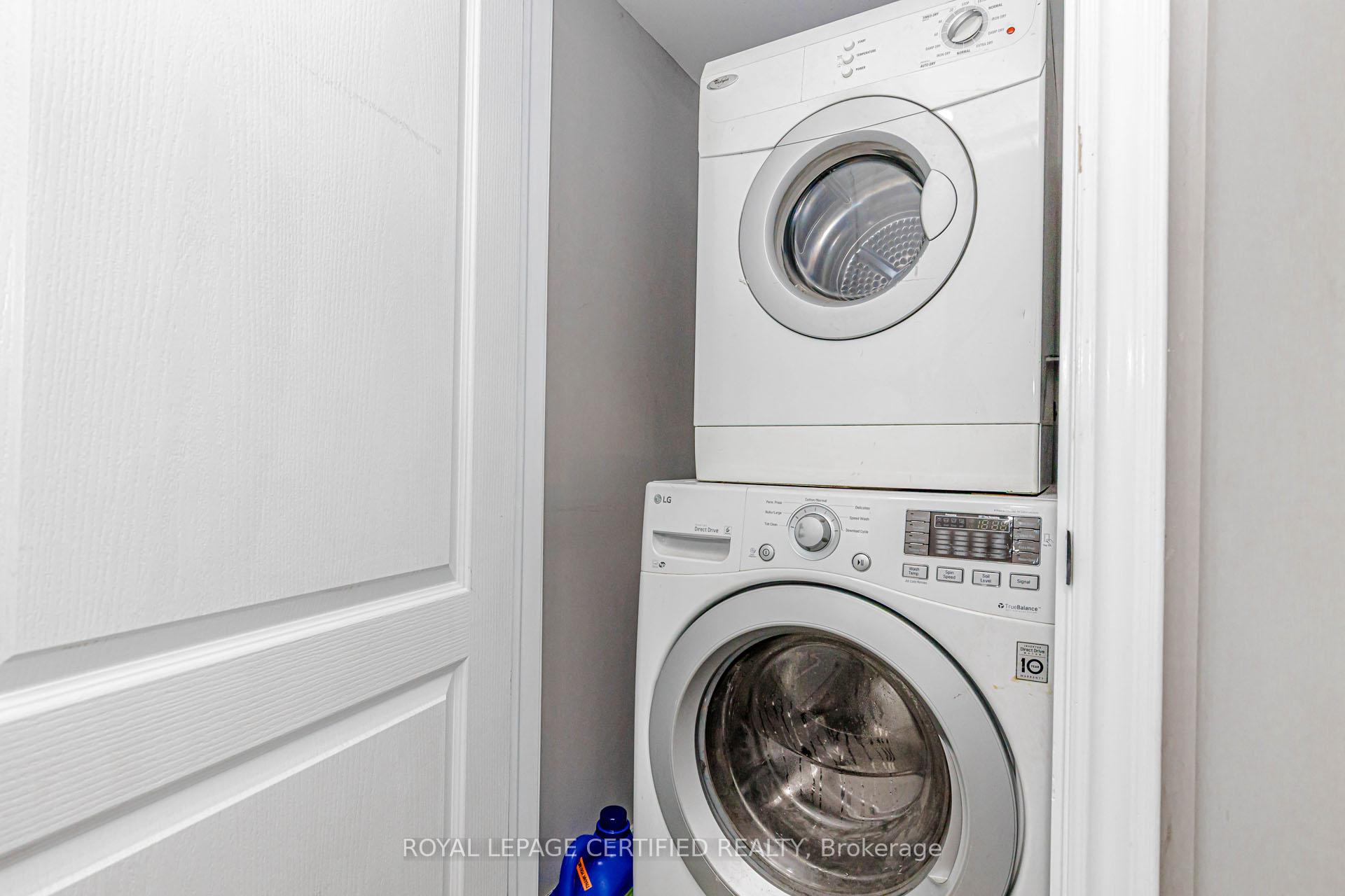 Photo 31 of 66 Hatton Court, Brampton, Credit Valley — HOMEH