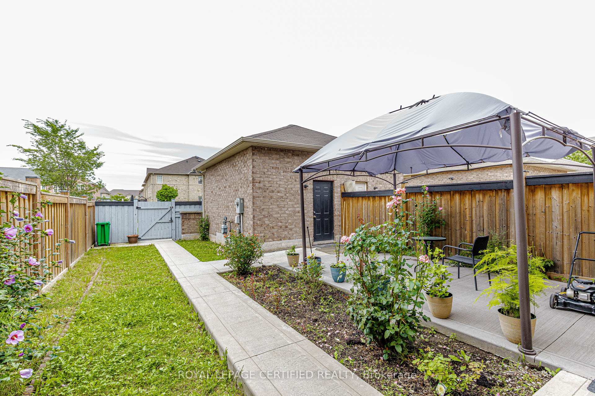 Photo 32 of 66 Hatton Court, Brampton, Credit Valley — HOMEH