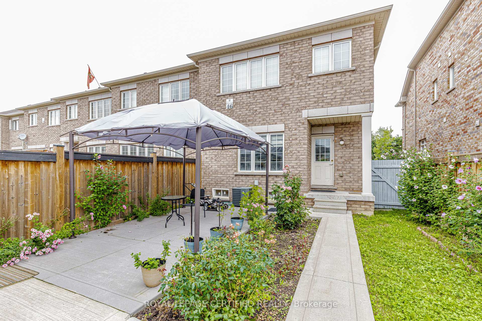 Photo 34 of 66 Hatton Court, Brampton, Credit Valley — HOMEH