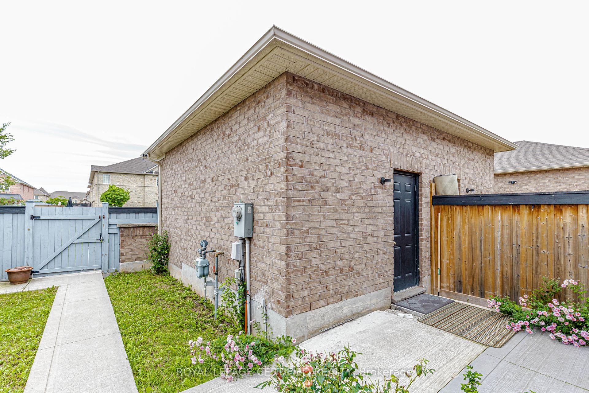 Photo 36 of 66 Hatton Court, Brampton, Credit Valley — HOMEH
