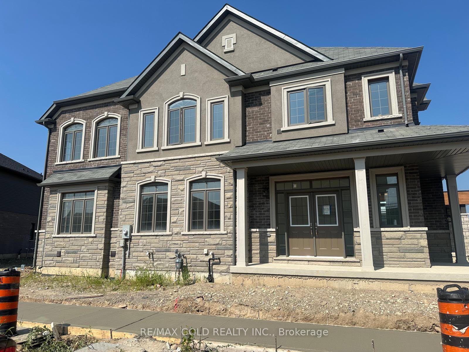 Photo 2 of 84 Macklin Street, Brantford, Northwest Industrial Park — HOMEH