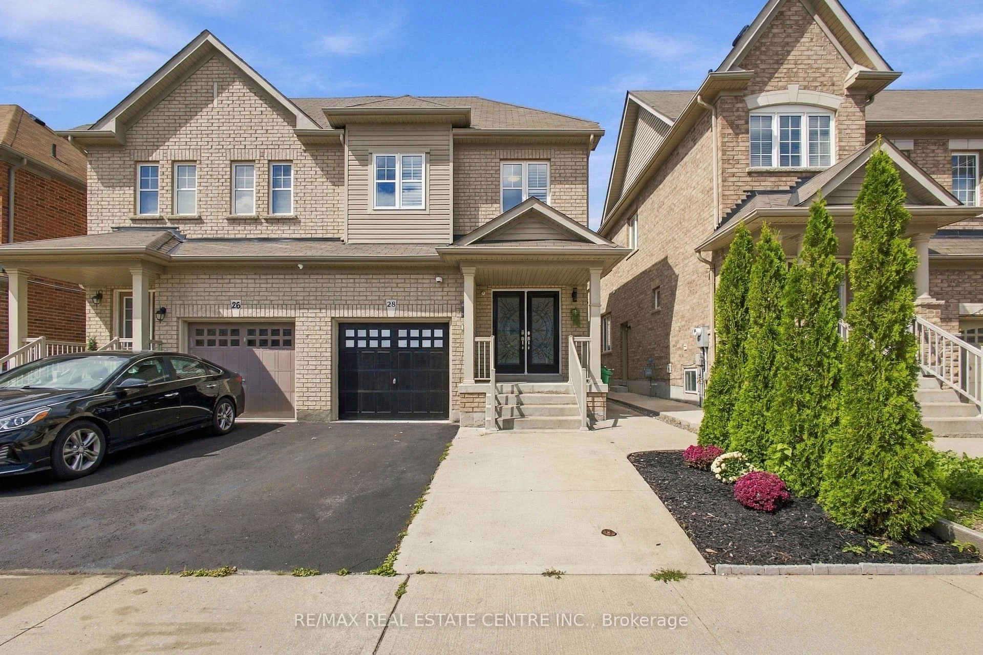 Photo 47 of 28 Banbridge Crescent, Brampton, Credit Valley — HOMEH