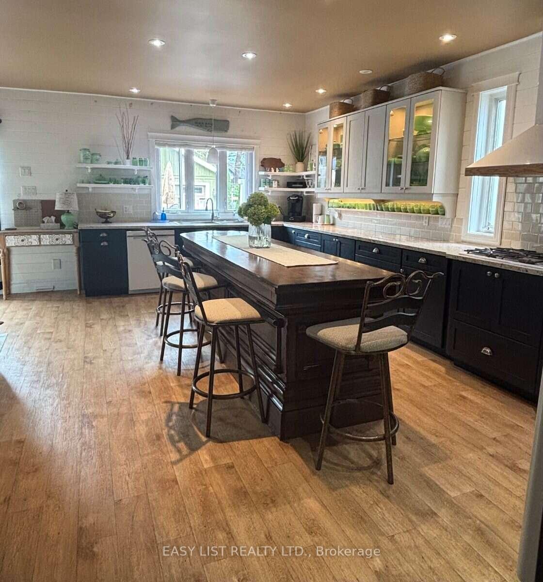 Photo 19 of 32 Nelson Street E, Meaford — HOMEH