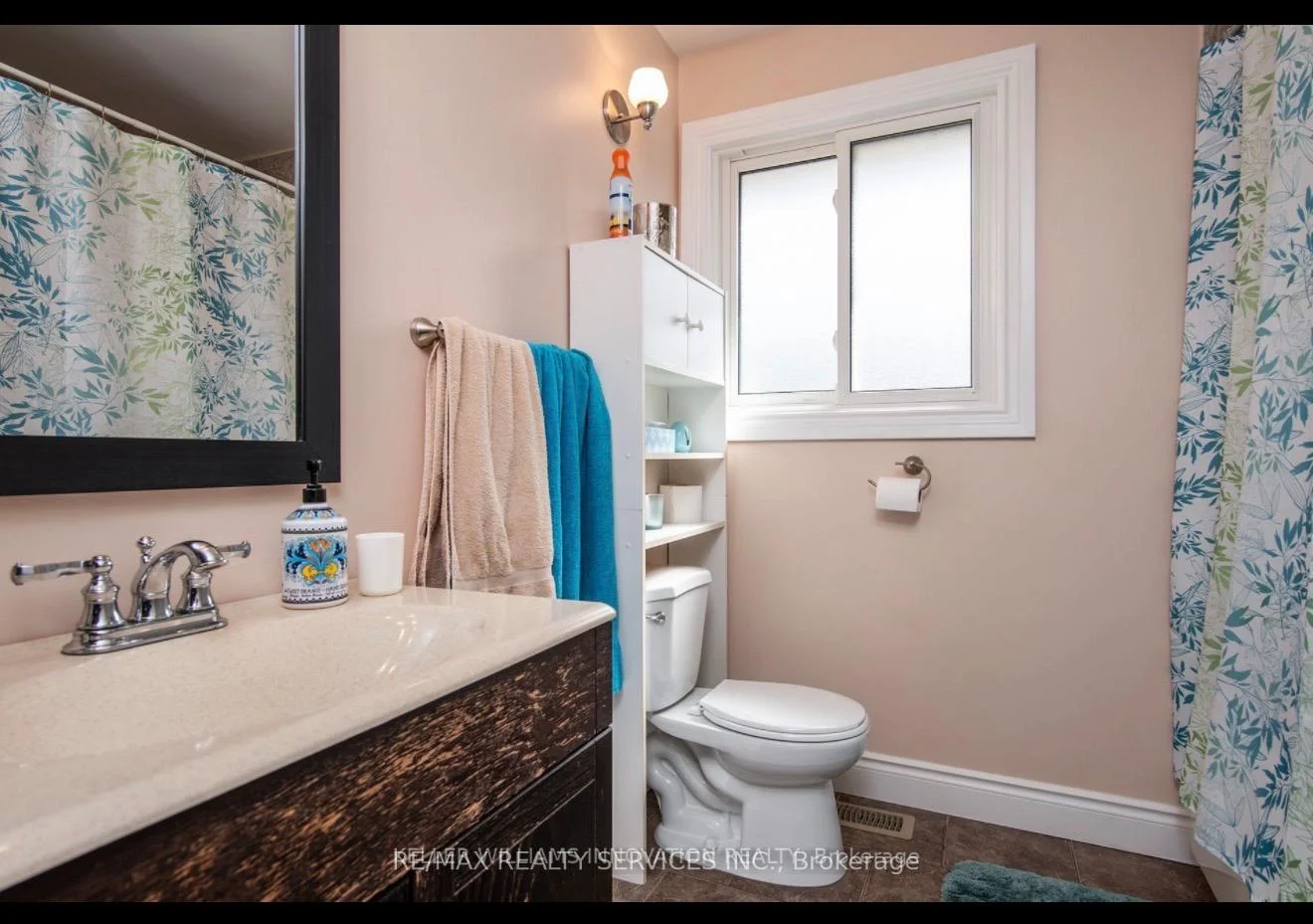 Photo 3 of 315 Elliot Street, Cambridge, Christopher-Champlain — HOMEH