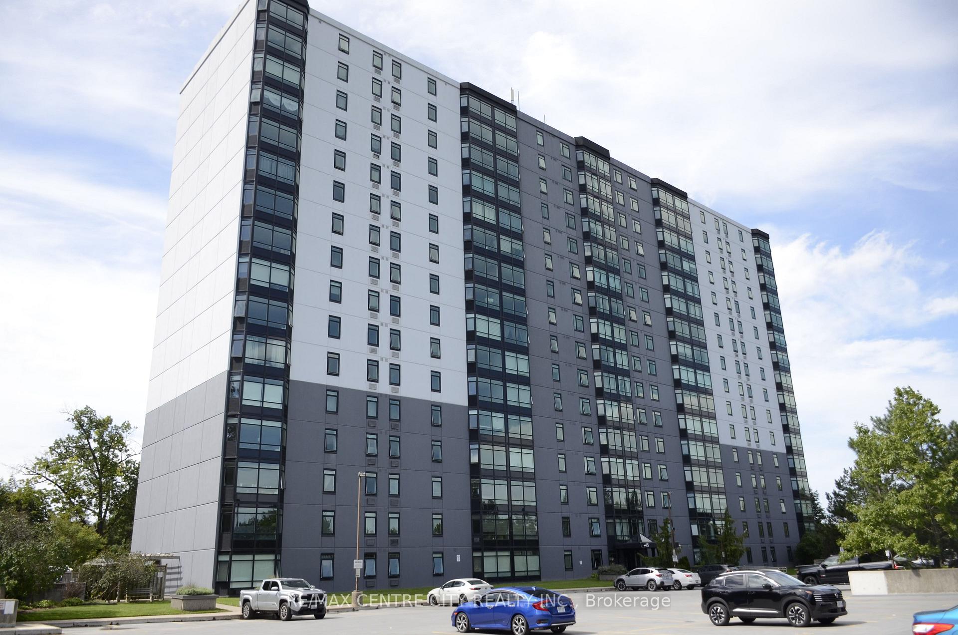 Front of Unit 315, 45 Pond Mills Road