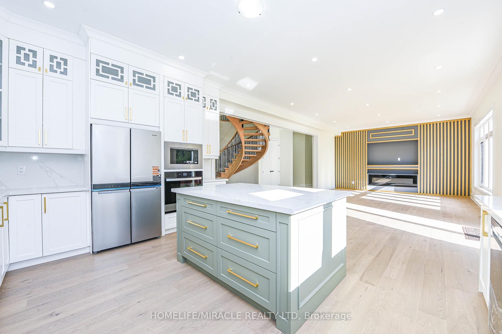 Photo 22 of 11 Hillcrest Avenue, Brampton, Queen Street Corridor — HOMEH