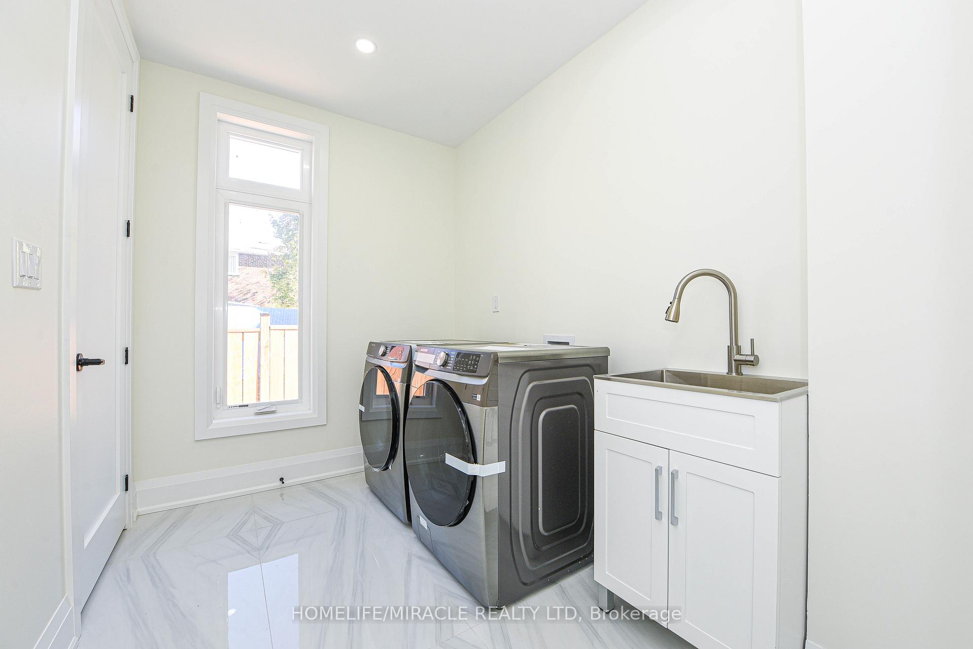 Photo 26 of 11 Hillcrest Avenue, Brampton, Queen Street Corridor — HOMEH