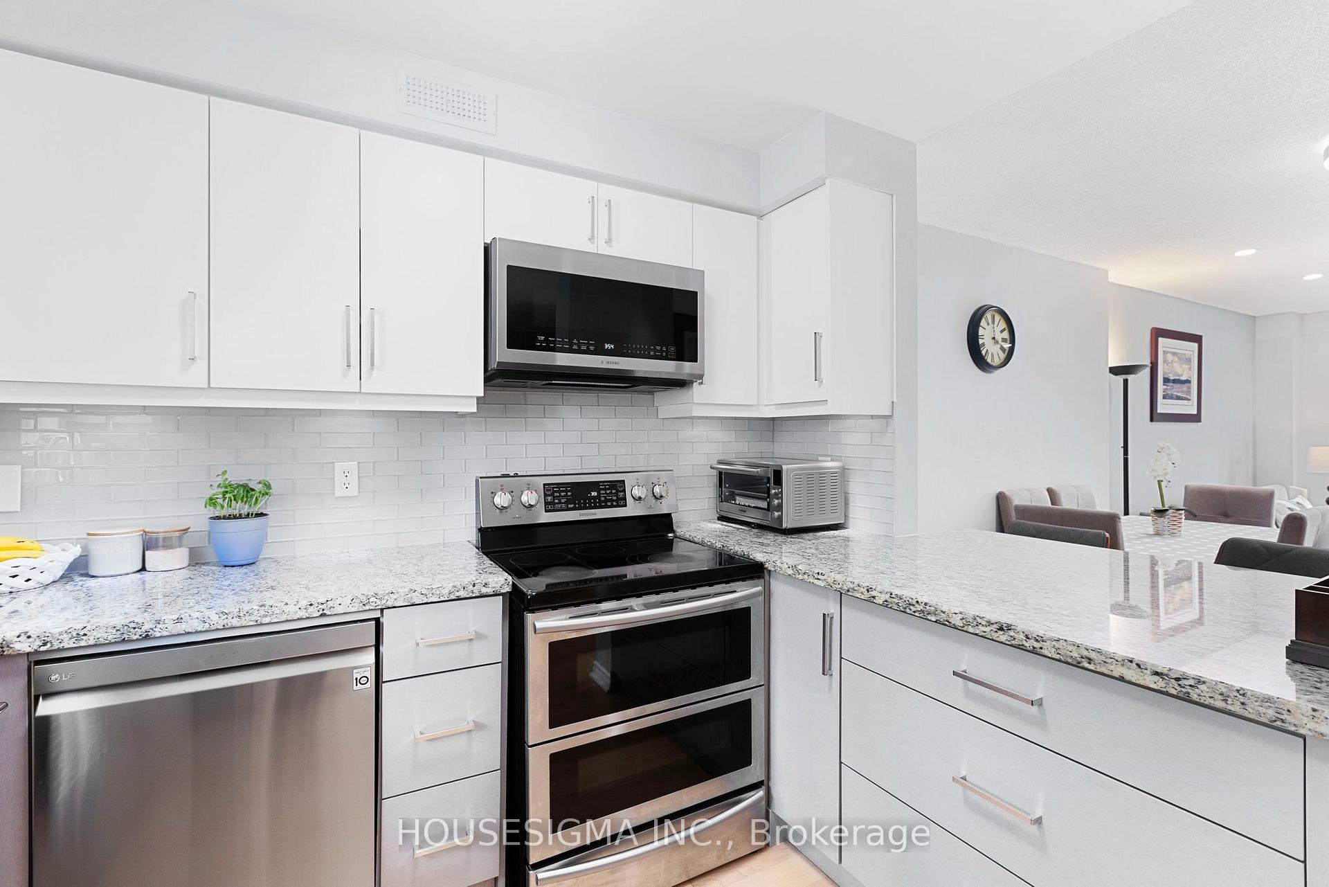 Photo 9 of Unit 22, 4950 Rathkeale Road, Mississauga, East Credit — HOMEH