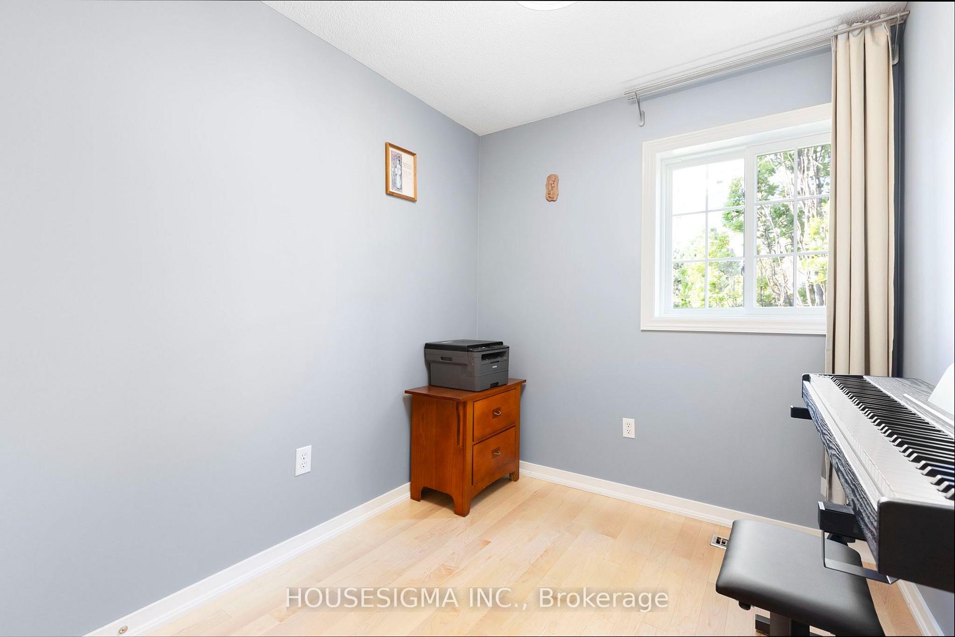 Photo 17 of Unit 22, 4950 Rathkeale Road, Mississauga, East Credit — HOMEH