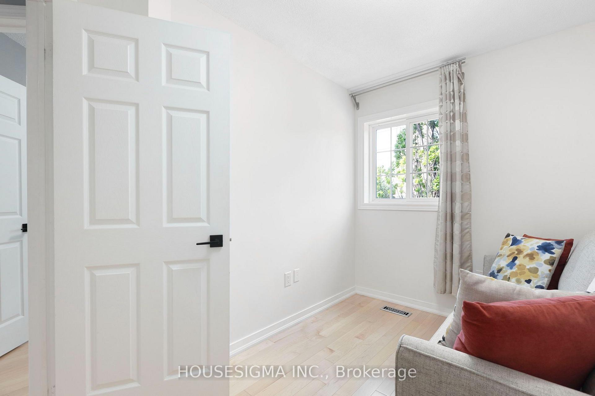 Photo 20 of Unit 22, 4950 Rathkeale Road, Mississauga, East Credit — HOMEH