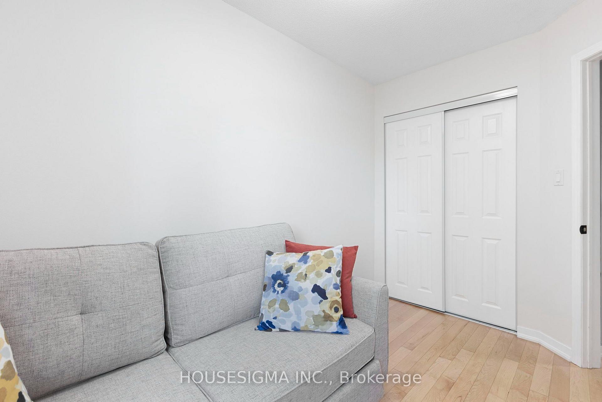 Photo 21 of Unit 22, 4950 Rathkeale Road, Mississauga, East Credit — HOMEH