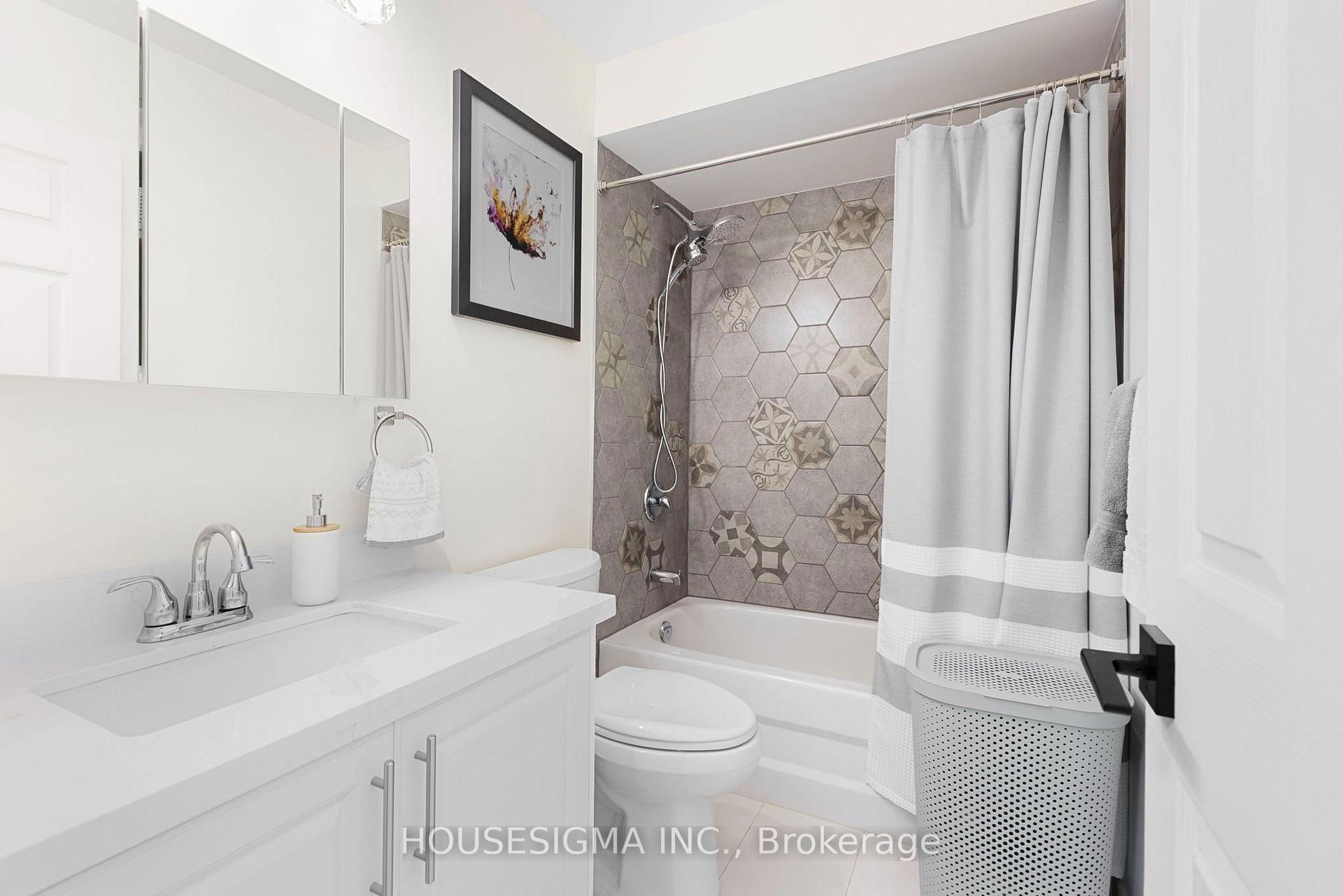 Photo 23 of Unit 22, 4950 Rathkeale Road, Mississauga, East Credit — HOMEH