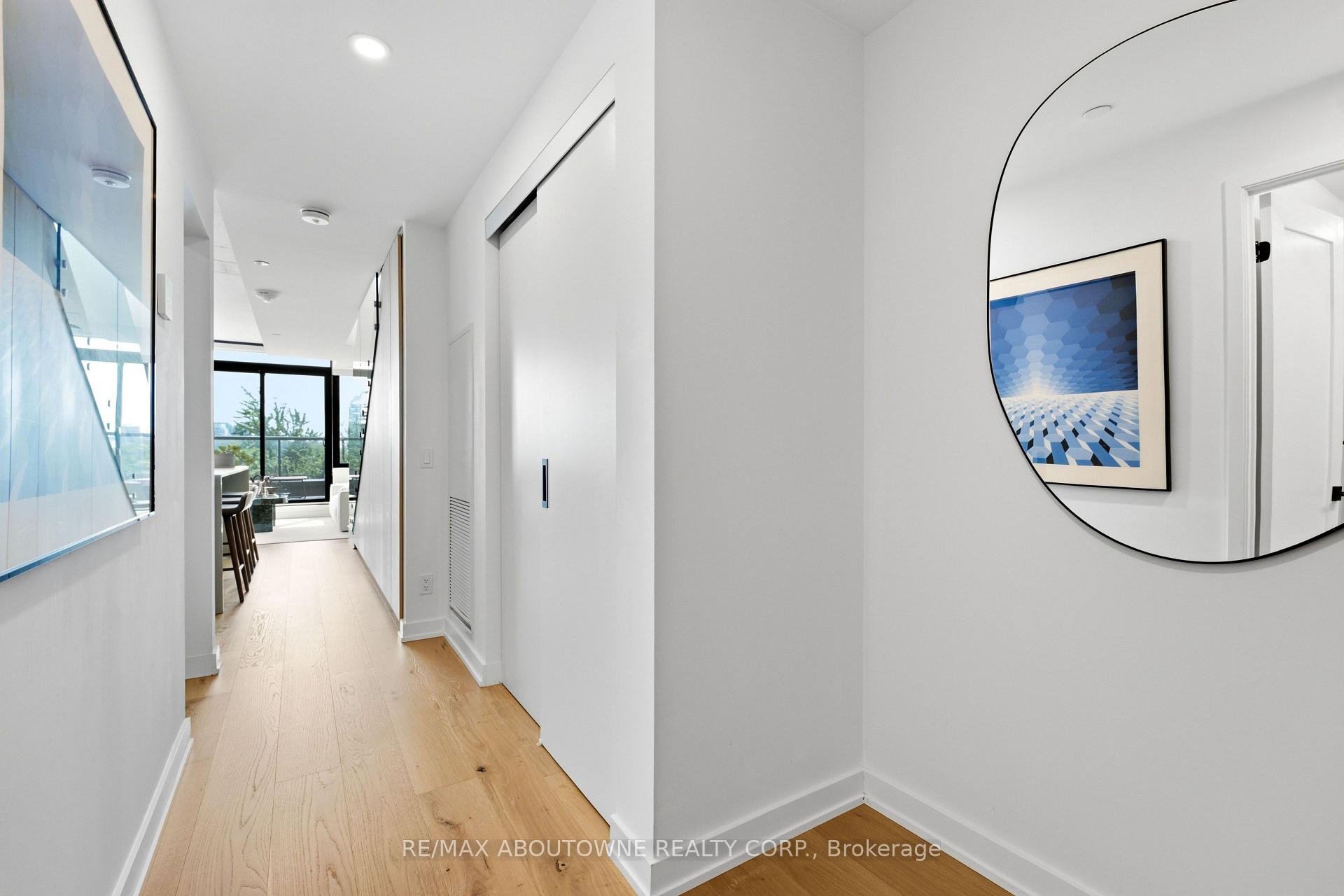 Photo 5 of Unit PH618, 899 College Street, Toronto, Trinity-Bellwoods — HOMEH