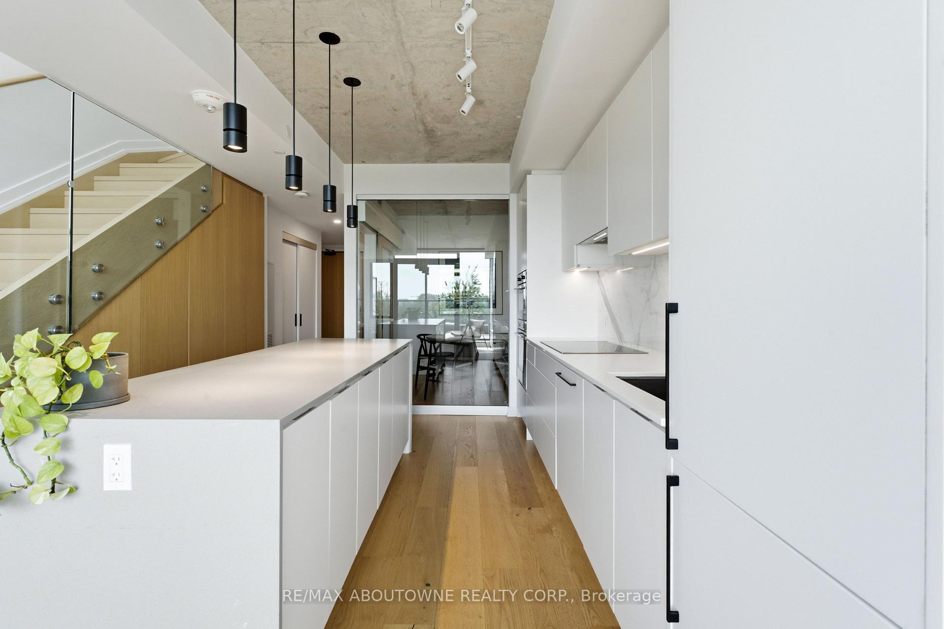 Photo 10 of Unit PH618, 899 College Street, Toronto, Trinity-Bellwoods — HOMEH