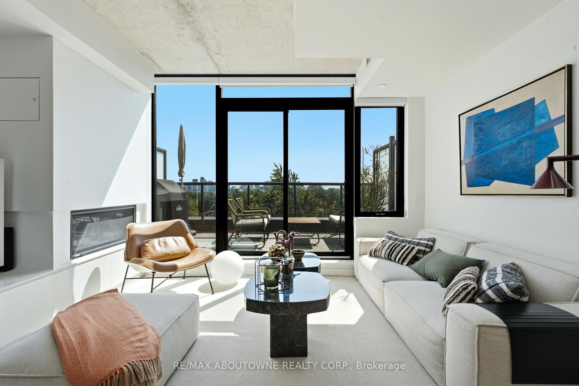 Photo 12 of Unit PH618, 899 College Street, Toronto, Trinity-Bellwoods — HOMEH