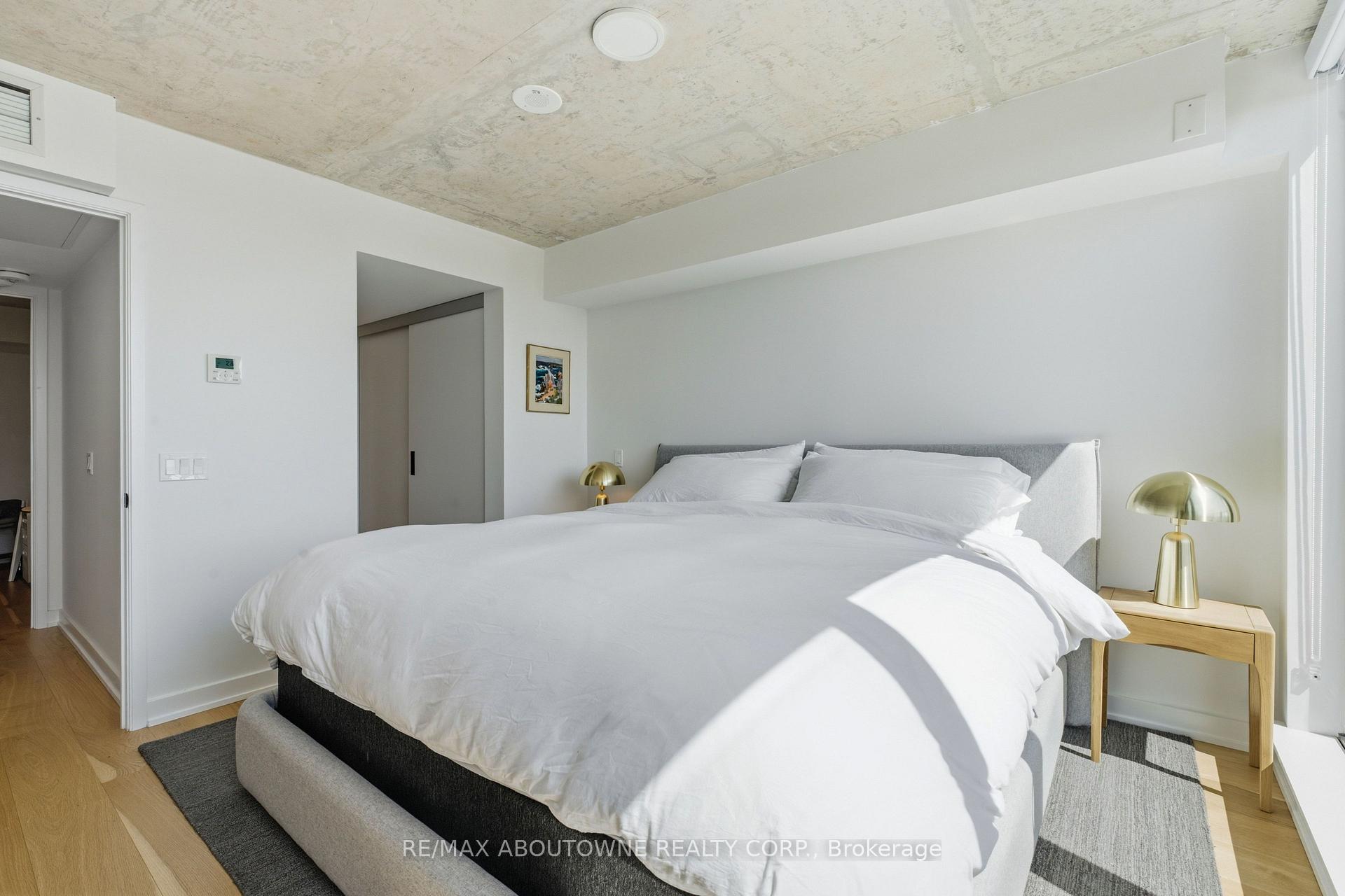 Photo 22 of Unit PH618, 899 College Street, Toronto, Trinity-Bellwoods — HOMEH