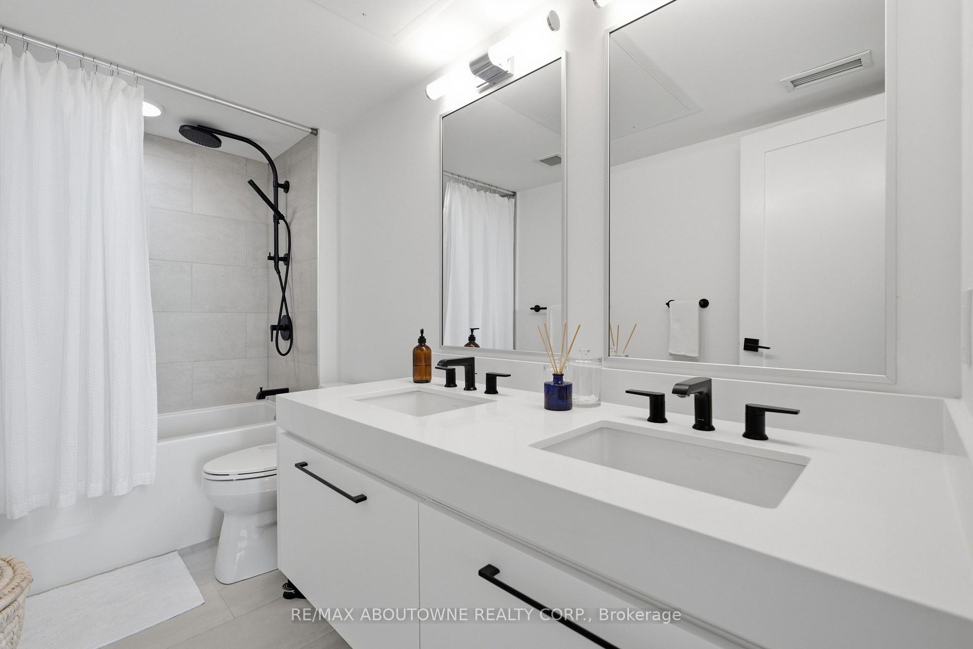 Photo 25 of Unit PH618, 899 College Street, Toronto, Trinity-Bellwoods — HOMEH