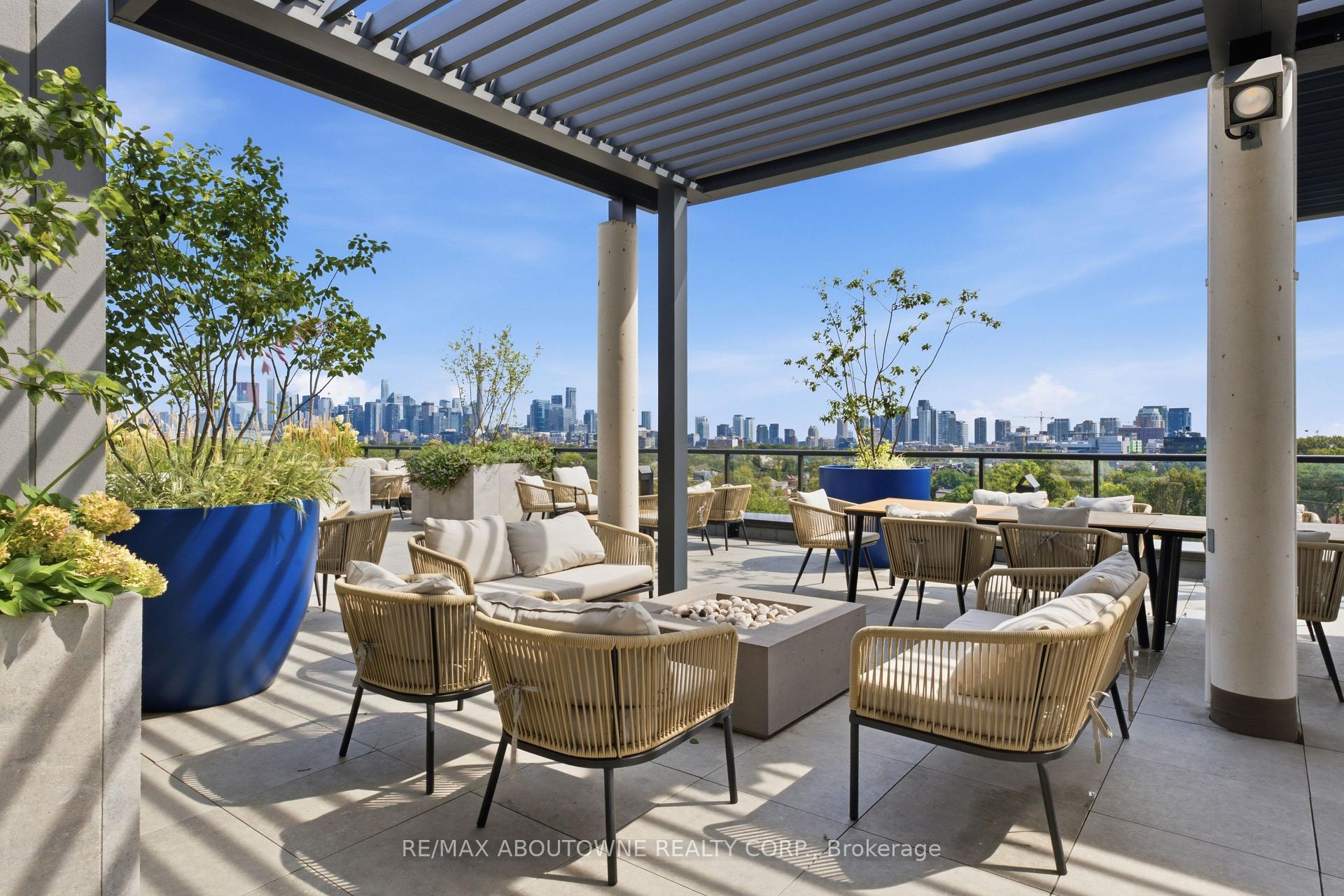 Photo 29 of Unit PH618, 899 College Street, Toronto, Trinity-Bellwoods — HOMEH