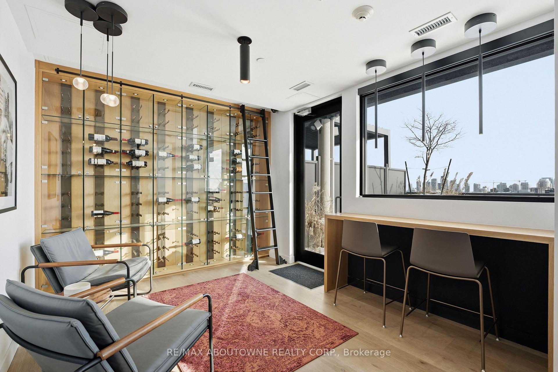 Photo 30 of Unit PH618, 899 College Street, Toronto, Trinity-Bellwoods — HOMEH
