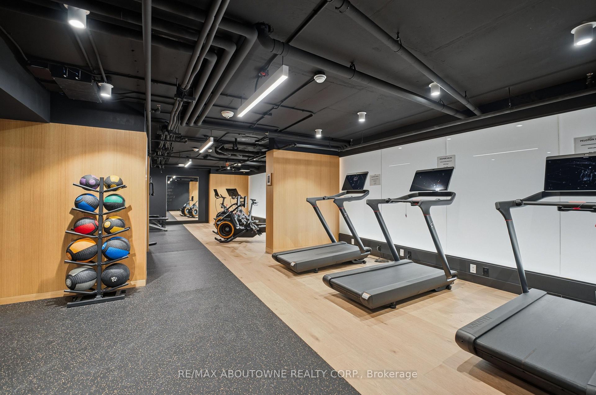 Photo 31 of Unit PH618, 899 College Street, Toronto, Trinity-Bellwoods — HOMEH