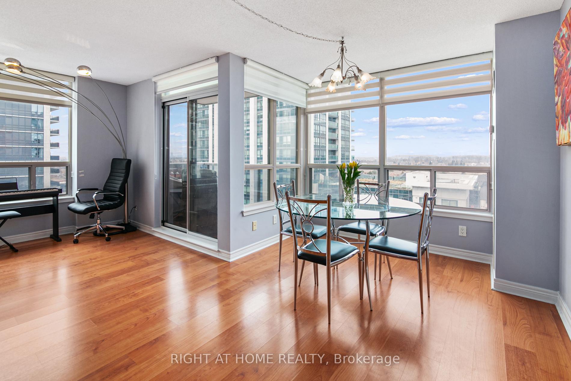 Photo 18 of Unit 812, 50 Disera Drive, Vaughan, Beverley Glen — HOMEH