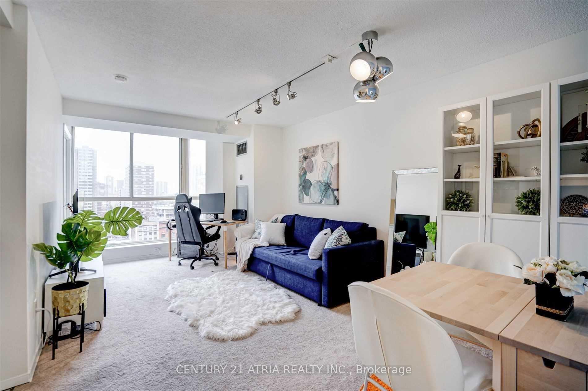 Photo 6 of Unit 1504, 1055 Bay Street, Toronto, Bay Street Corridor — HOMEH