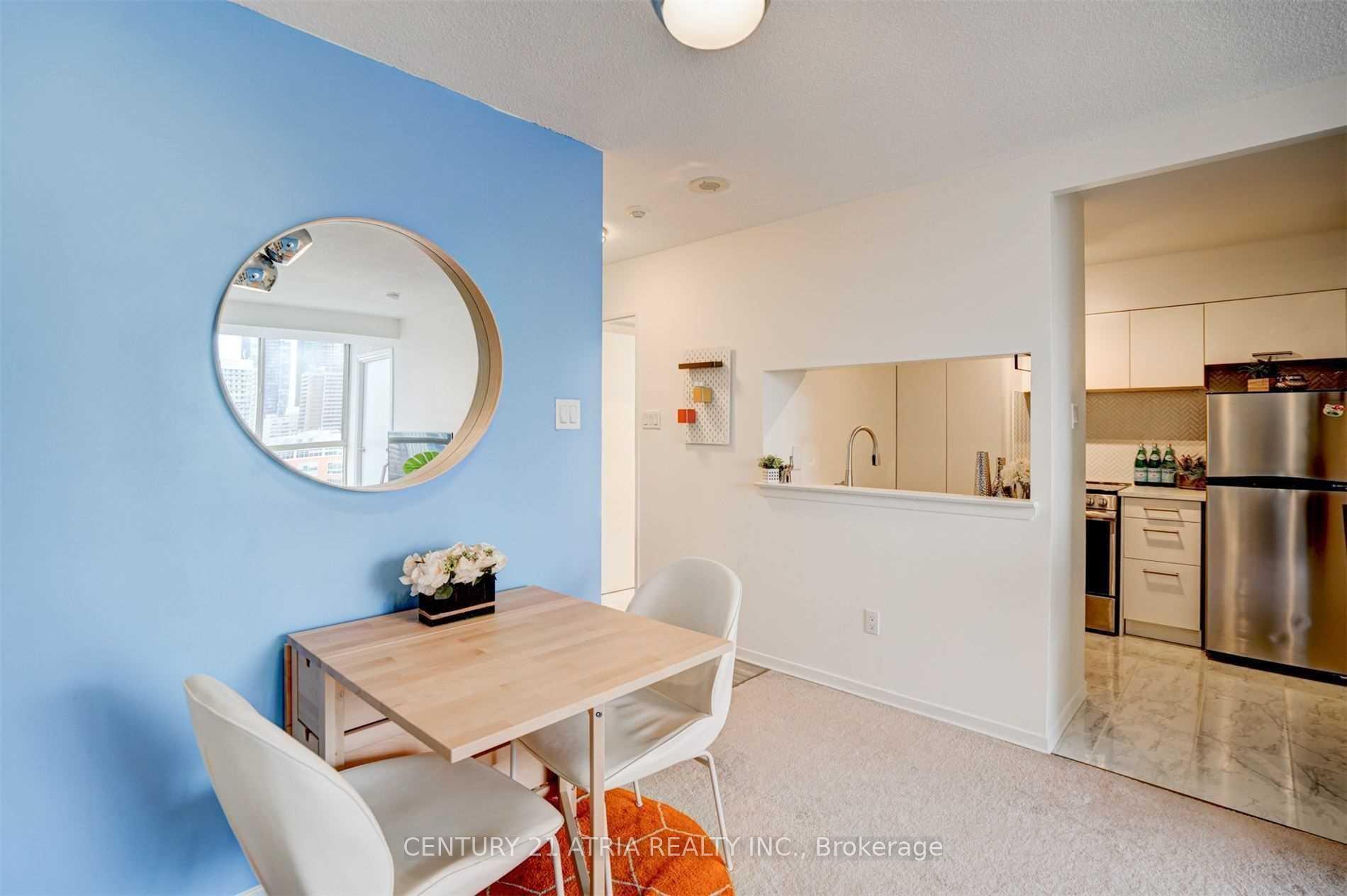 Photo 7 of Unit 1504, 1055 Bay Street, Toronto, Bay Street Corridor — HOMEH