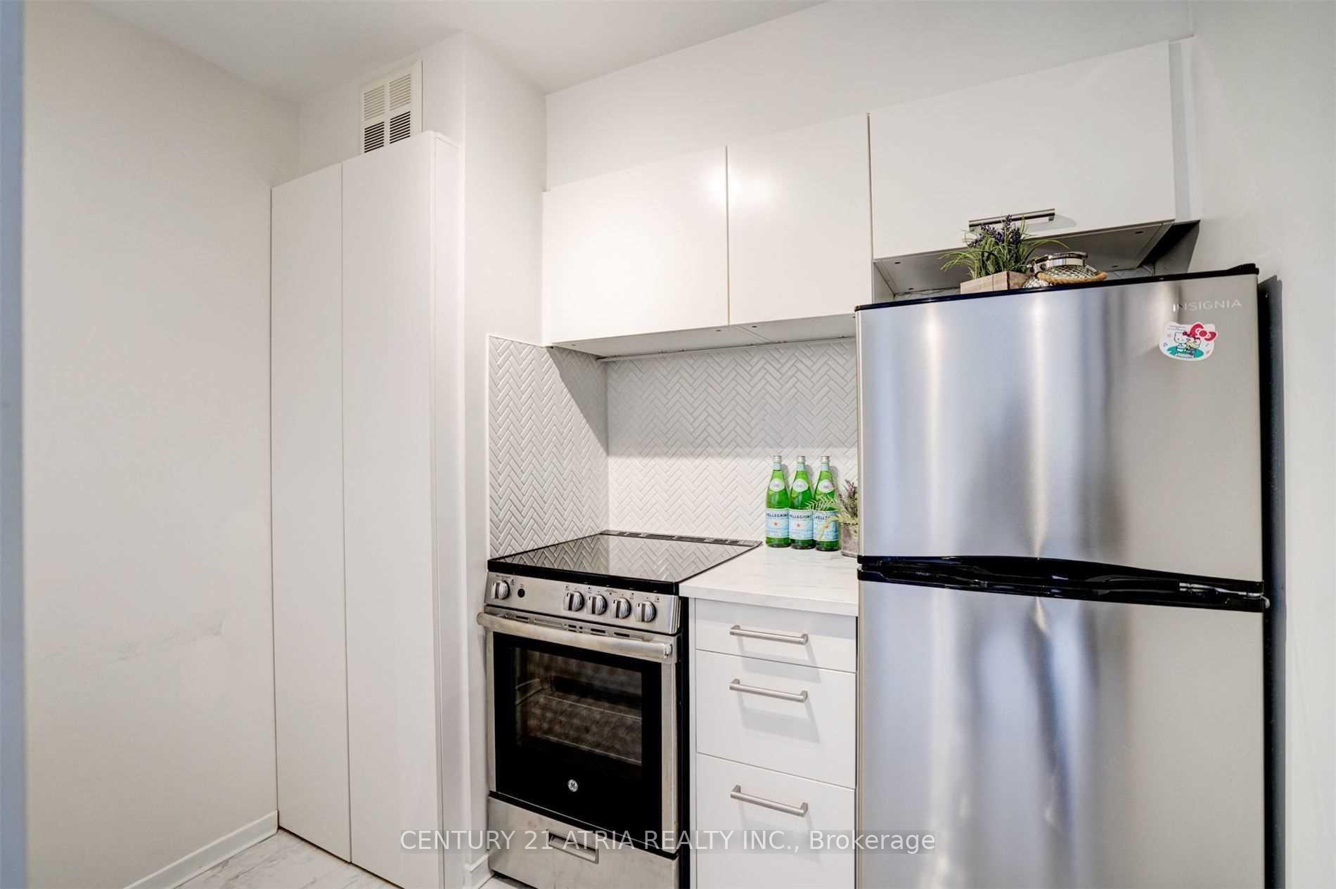 Photo 10 of Unit 1504, 1055 Bay Street, Toronto, Bay Street Corridor — HOMEH