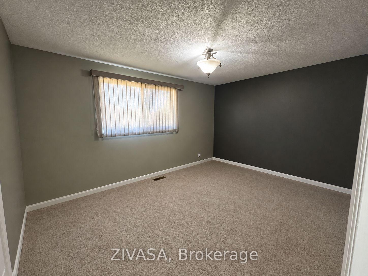Photo 10 of 201 Rittenhouse Road, Kitchener, Country Hills West — HOMEH