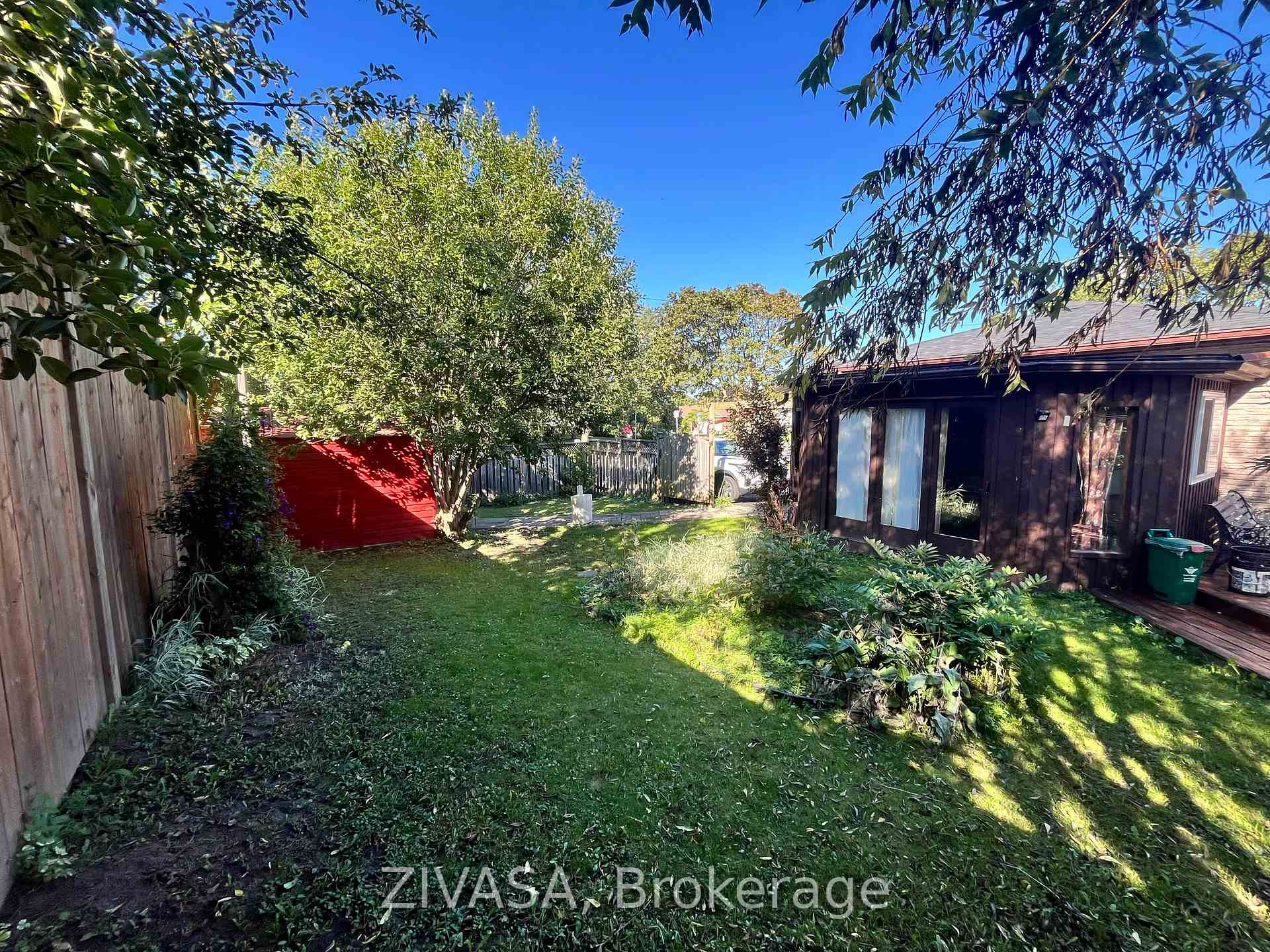 Photo 16 of 201 Rittenhouse Road, Kitchener, Country Hills West — HOMEH
