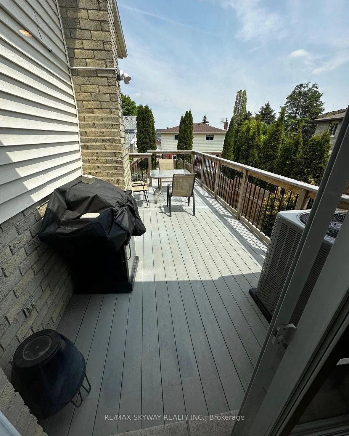 Photo 16 of Unit UPPER, 535 Appledale Crescent, Waterloo, Westvale — HOMEH