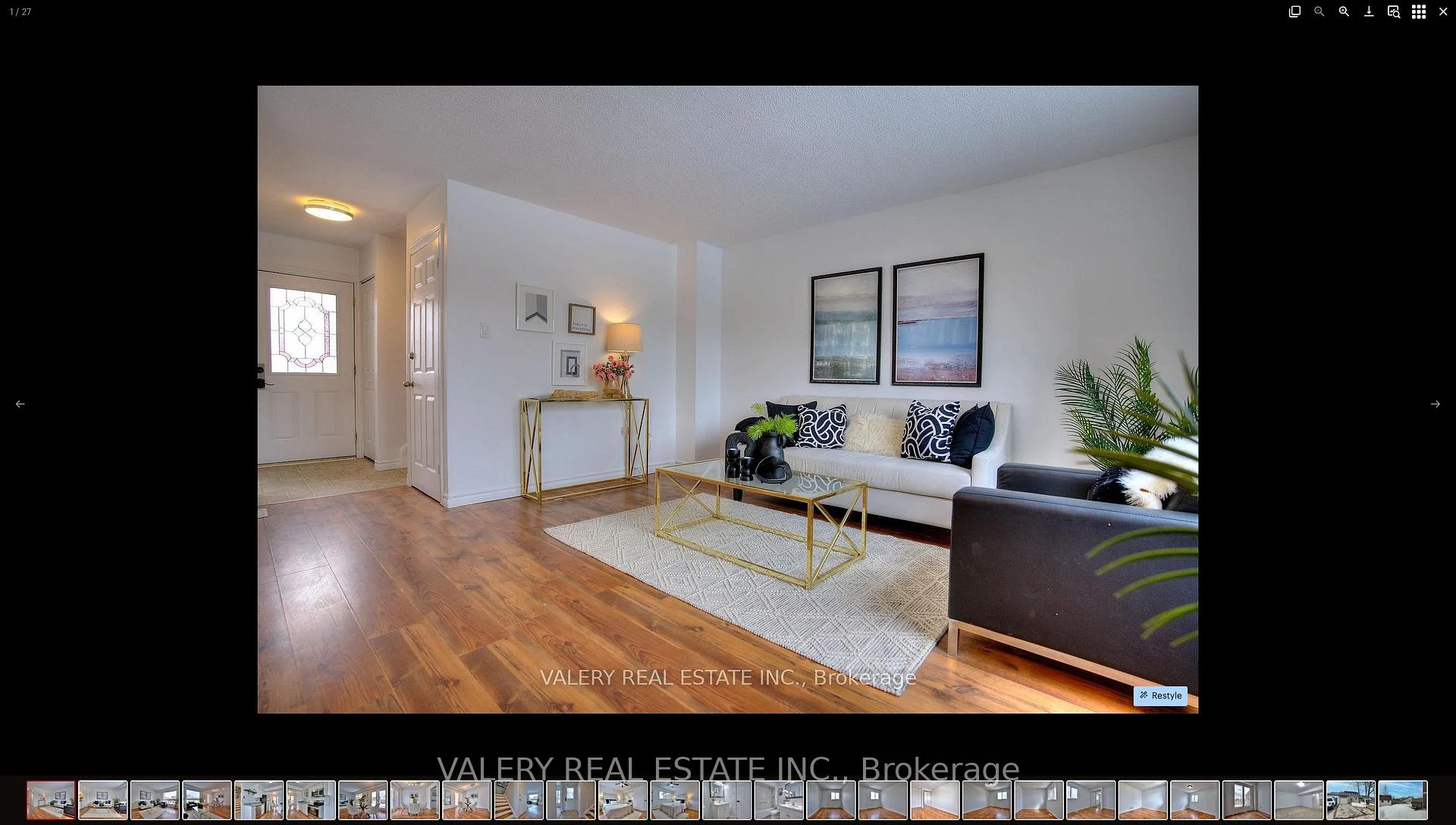 Photo 2 of 24 Lampman Lane, Barrie, Letitia Heights — HOMEH