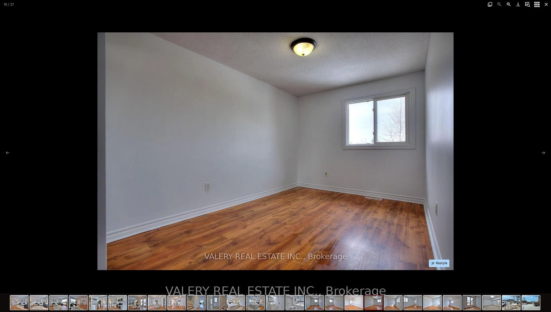 Photo 17 of 24 Lampman Lane, Barrie, Letitia Heights — HOMEH