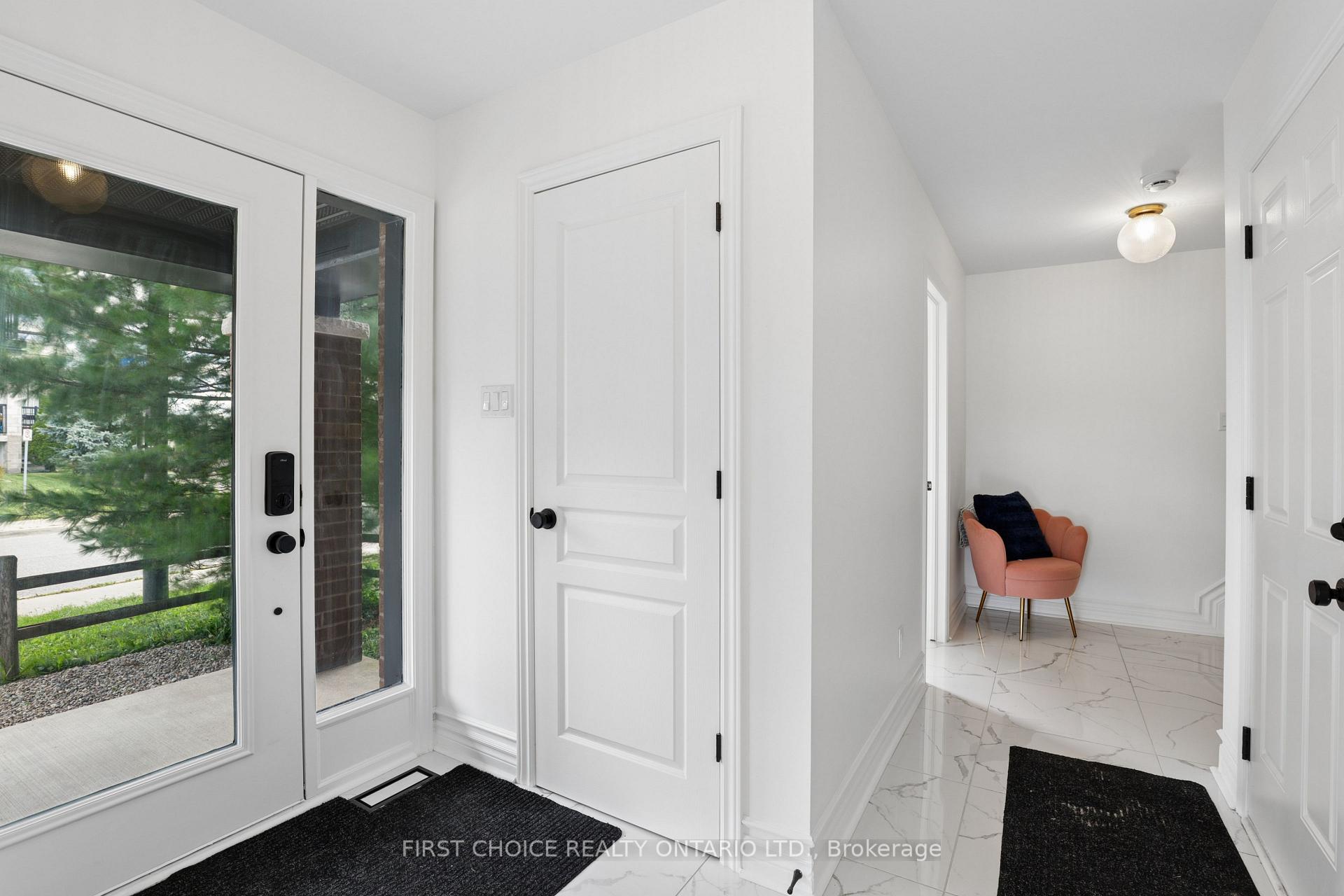 Photo 9 of 124 Nutting Crescent, Ottawa, Riverside South/Gloucester Glen — HOMEH