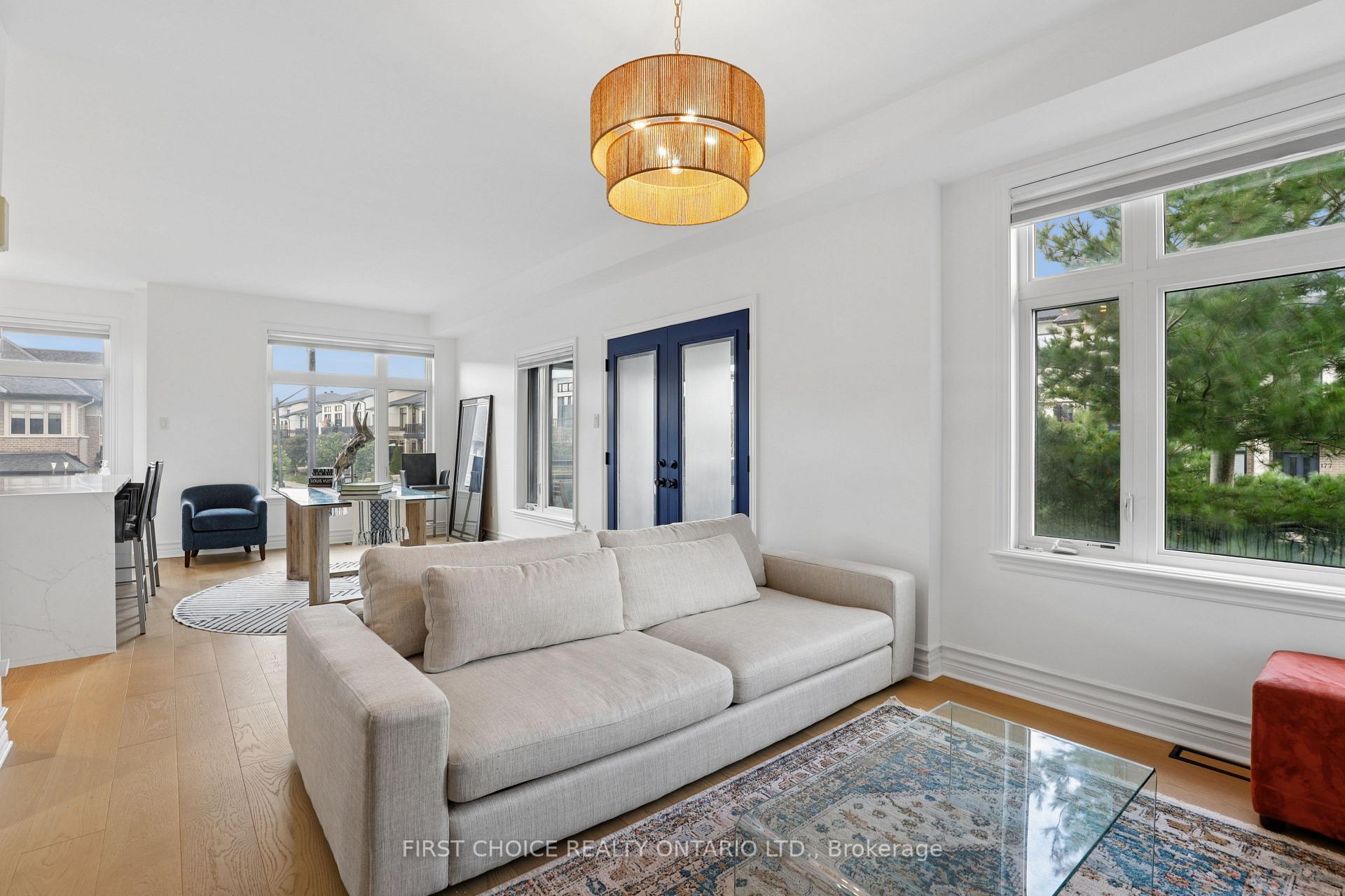 Photo 11 of 124 Nutting Crescent, Ottawa, Riverside South/Gloucester Glen — HOMEH