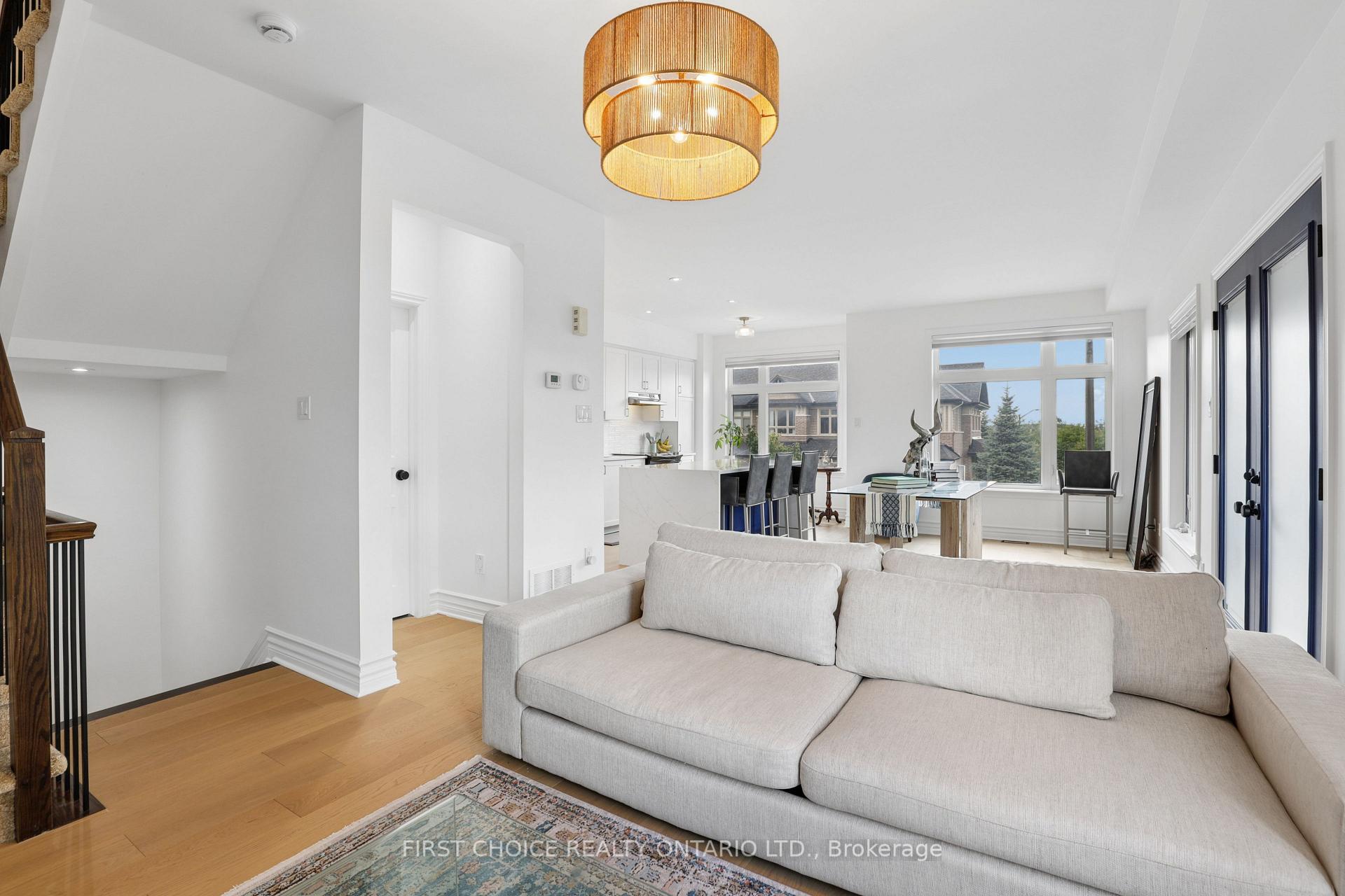 Photo 12 of 124 Nutting Crescent, Ottawa, Riverside South/Gloucester Glen — HOMEH