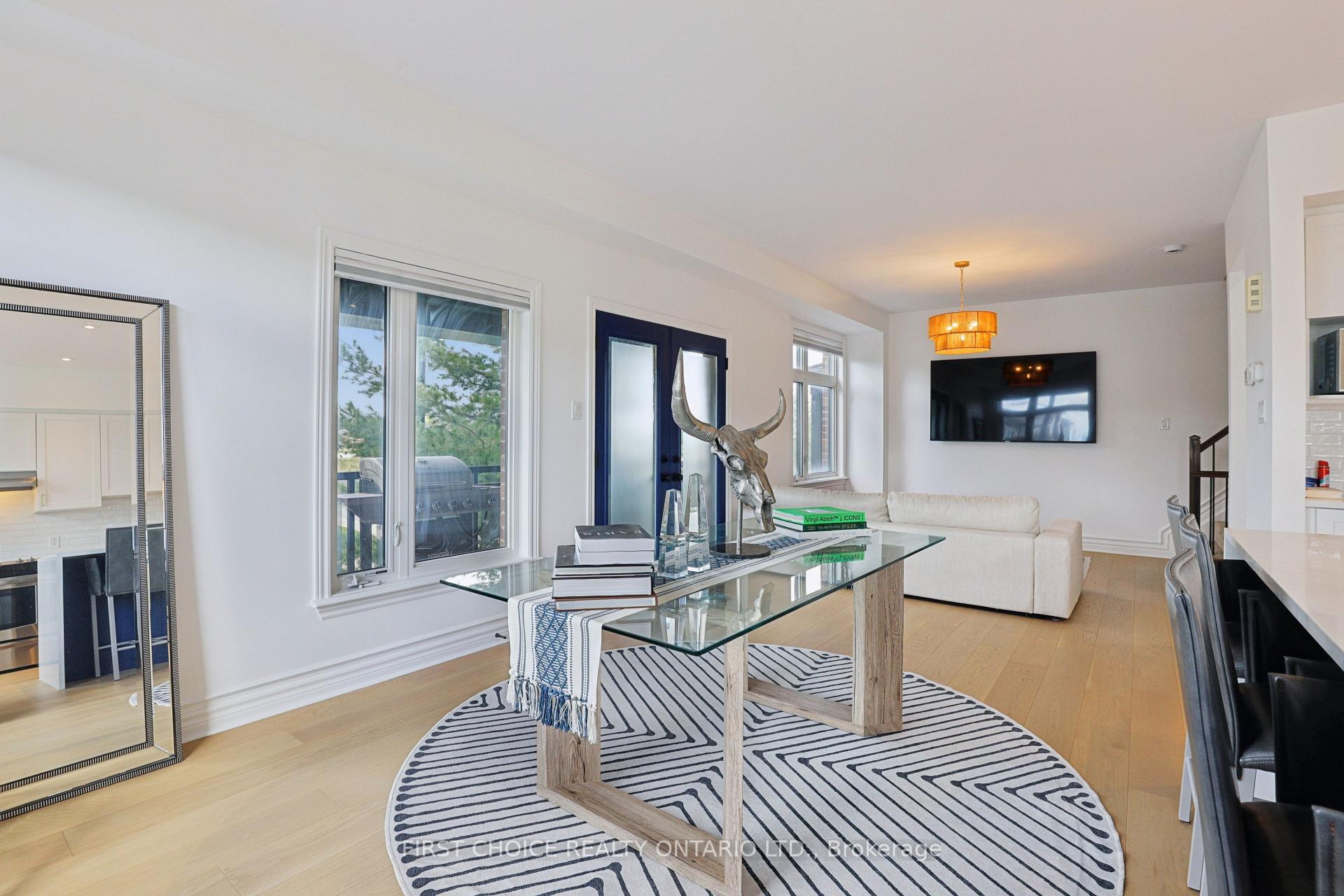 Photo 17 of 124 Nutting Crescent, Ottawa, Riverside South/Gloucester Glen — HOMEH