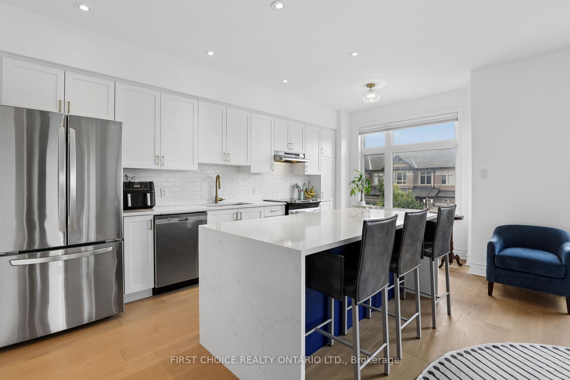 Photo 19 of 124 Nutting Crescent, Ottawa, Riverside South/Gloucester Glen — HOMEH