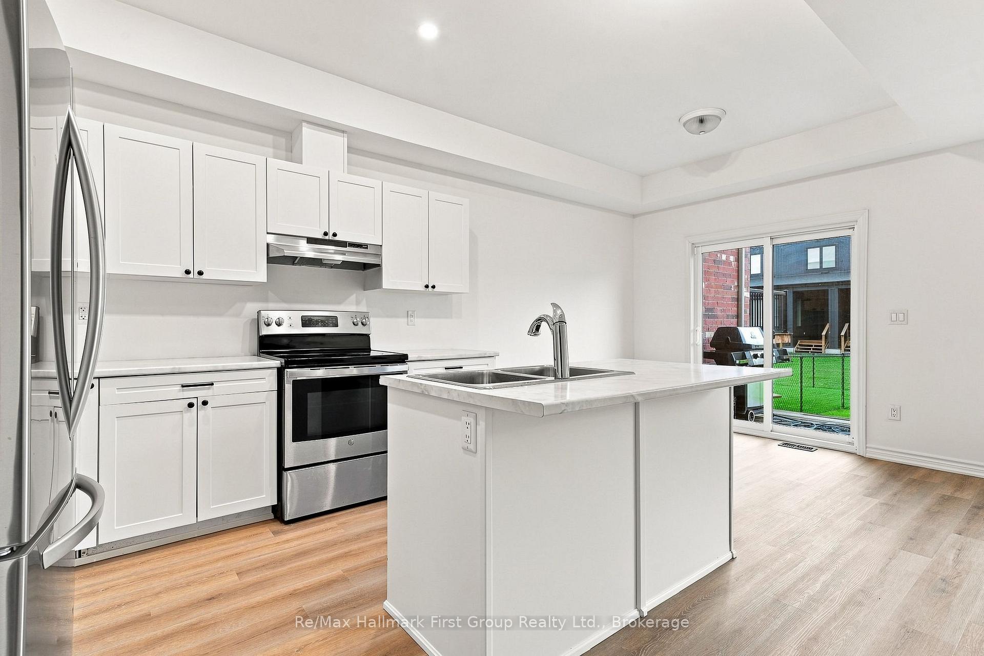 Photo 11 of 14 Tolman Street, Brighton — HOMEH