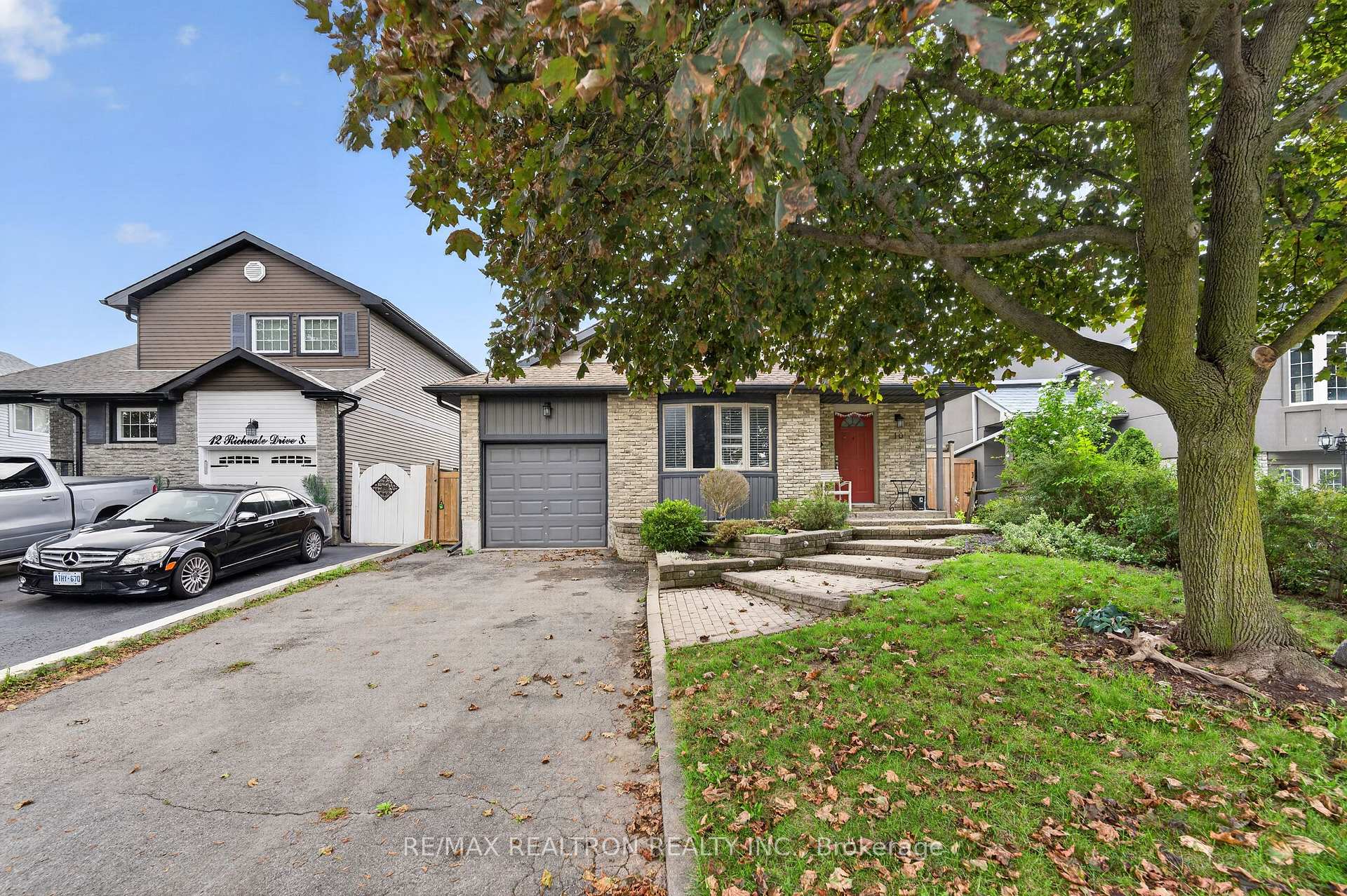 Photo 4 of Unit Lower, 10 Richvale Drive S, Brampton, Heart Lake East — HOMEH