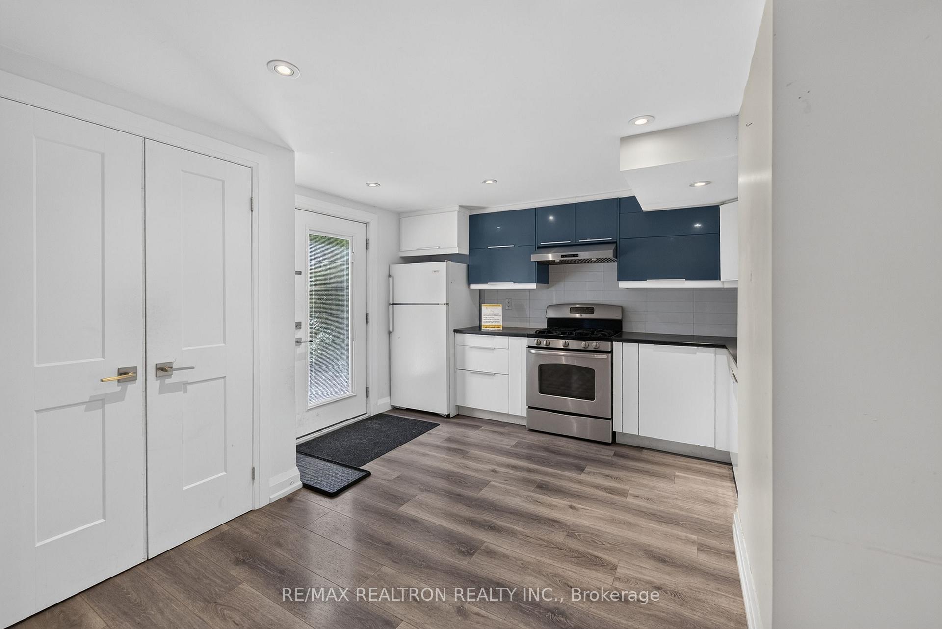 Photo 8 of Unit Lower, 10 Richvale Drive S, Brampton, Heart Lake East — HOMEH