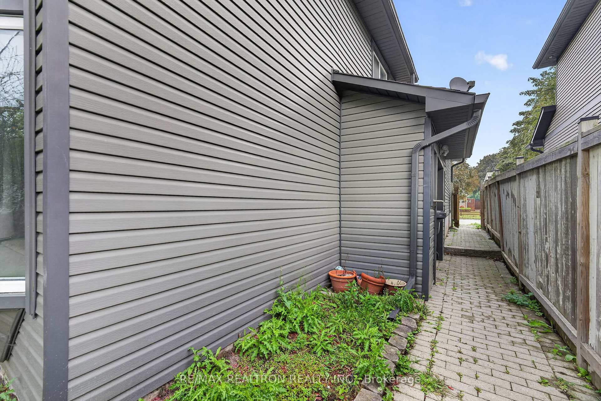 Photo 23 of Unit Lower, 10 Richvale Drive S, Brampton, Heart Lake East — HOMEH