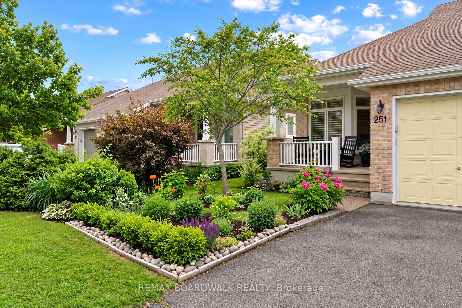 Photo 1 of 251 Bulrush Crescent, Ottawa, Blossom Park/Kemp Park/Findlay Creek — HOMEH