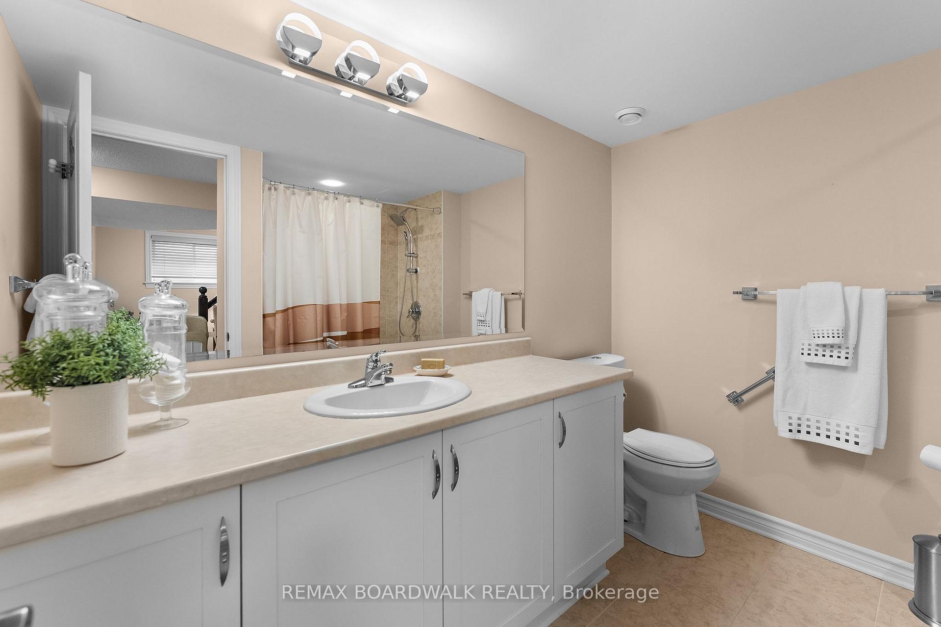 Photo 18 of 251 Bulrush Crescent, Ottawa, Blossom Park/Kemp Park/Findlay Creek — HOMEH