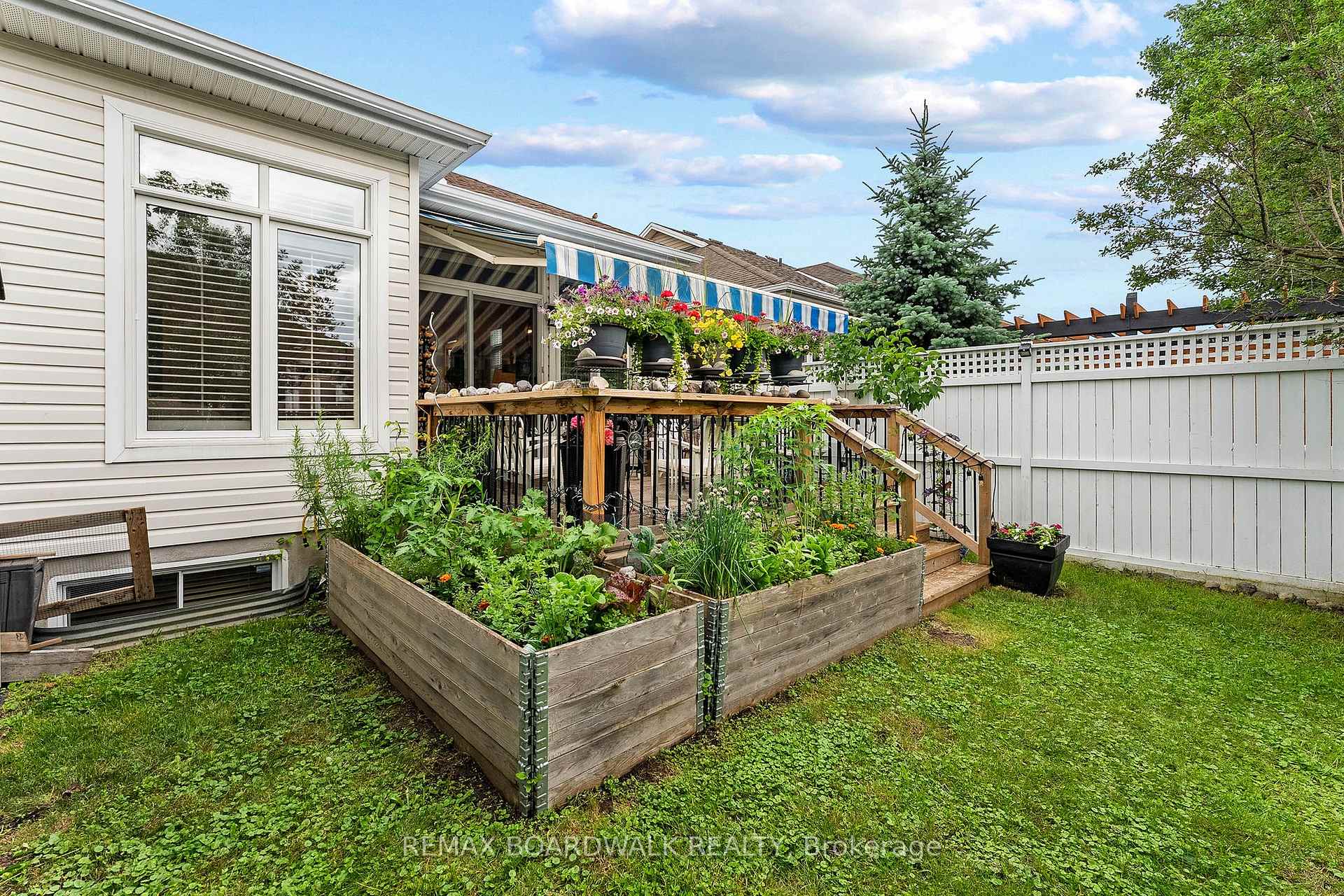 Photo 20 of 251 Bulrush Crescent, Ottawa, Blossom Park/Kemp Park/Findlay Creek — HOMEH